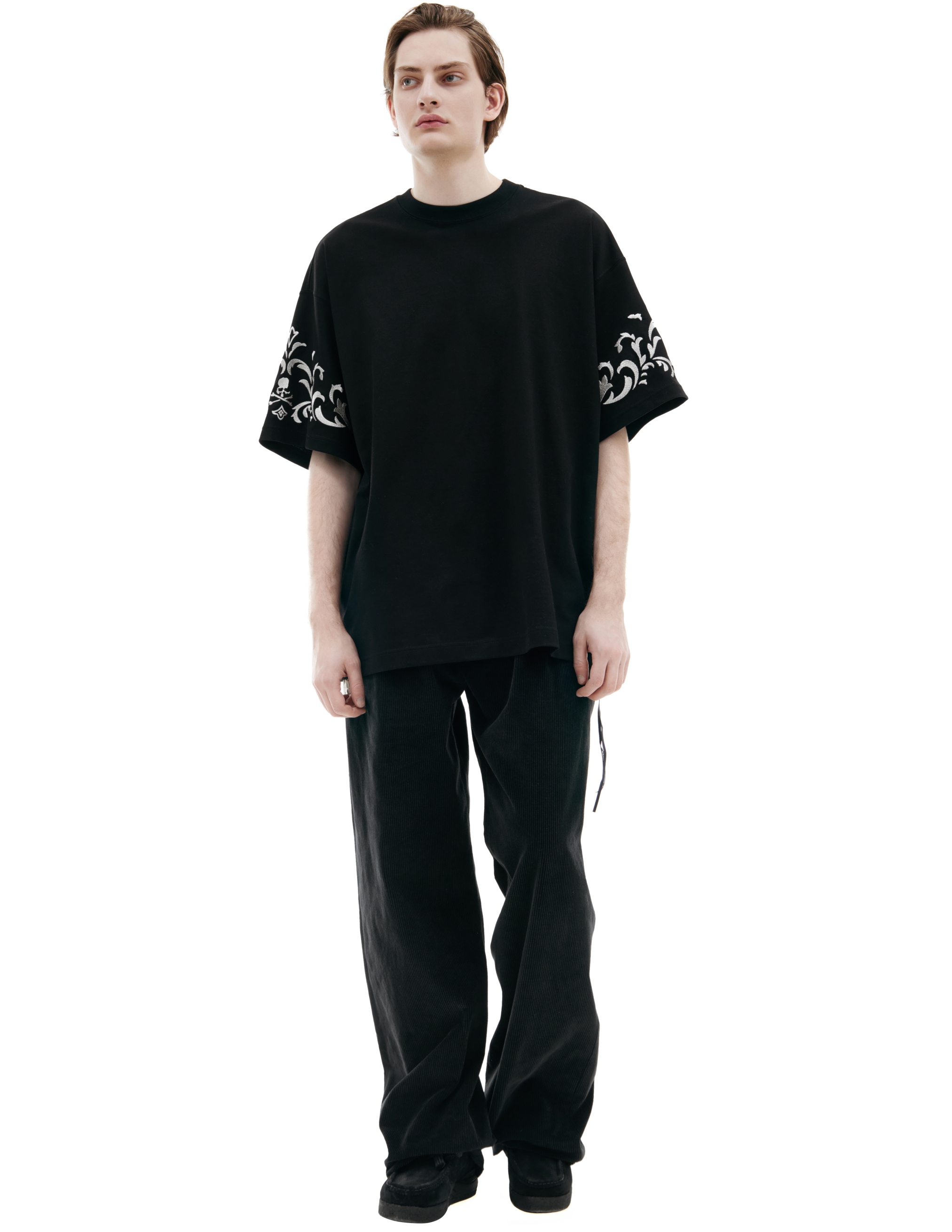 Black T-shirt with ornaments 135900₽