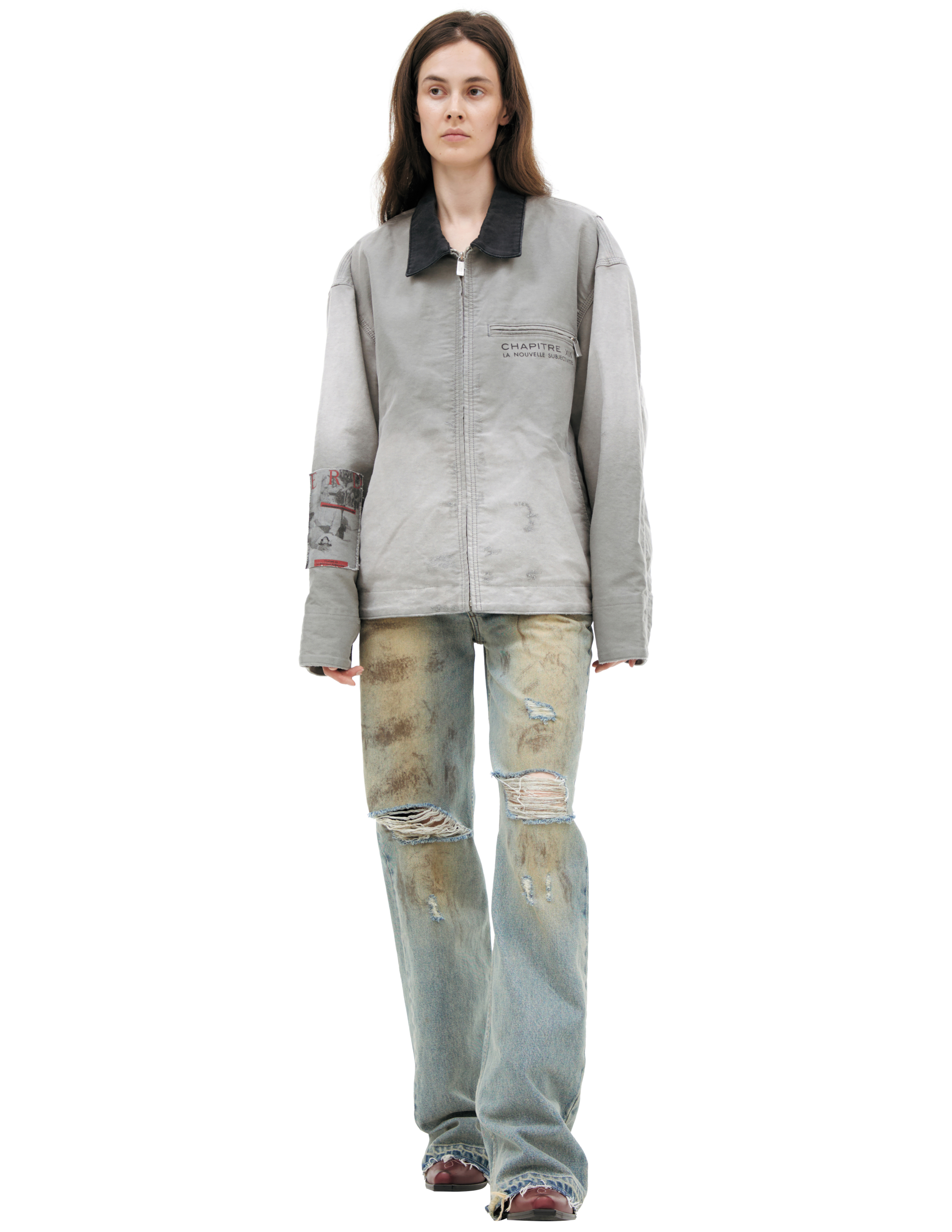 Серая куртка с патчами