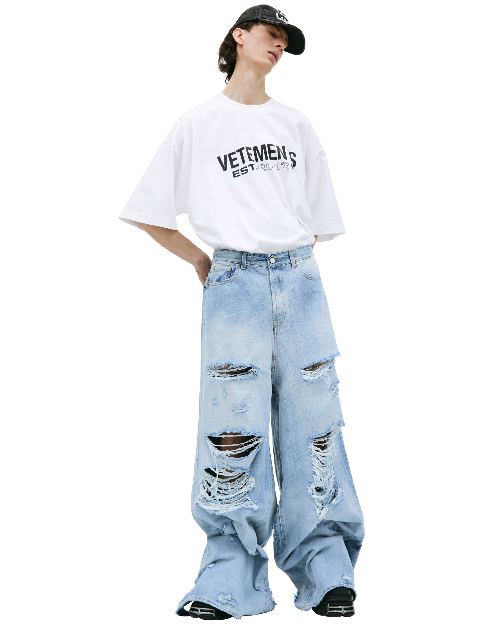 Широкие раваные джинсы VETEMENTS UE54PA240N/2801, размер 32 UE54PA240N/2801 - фото 2