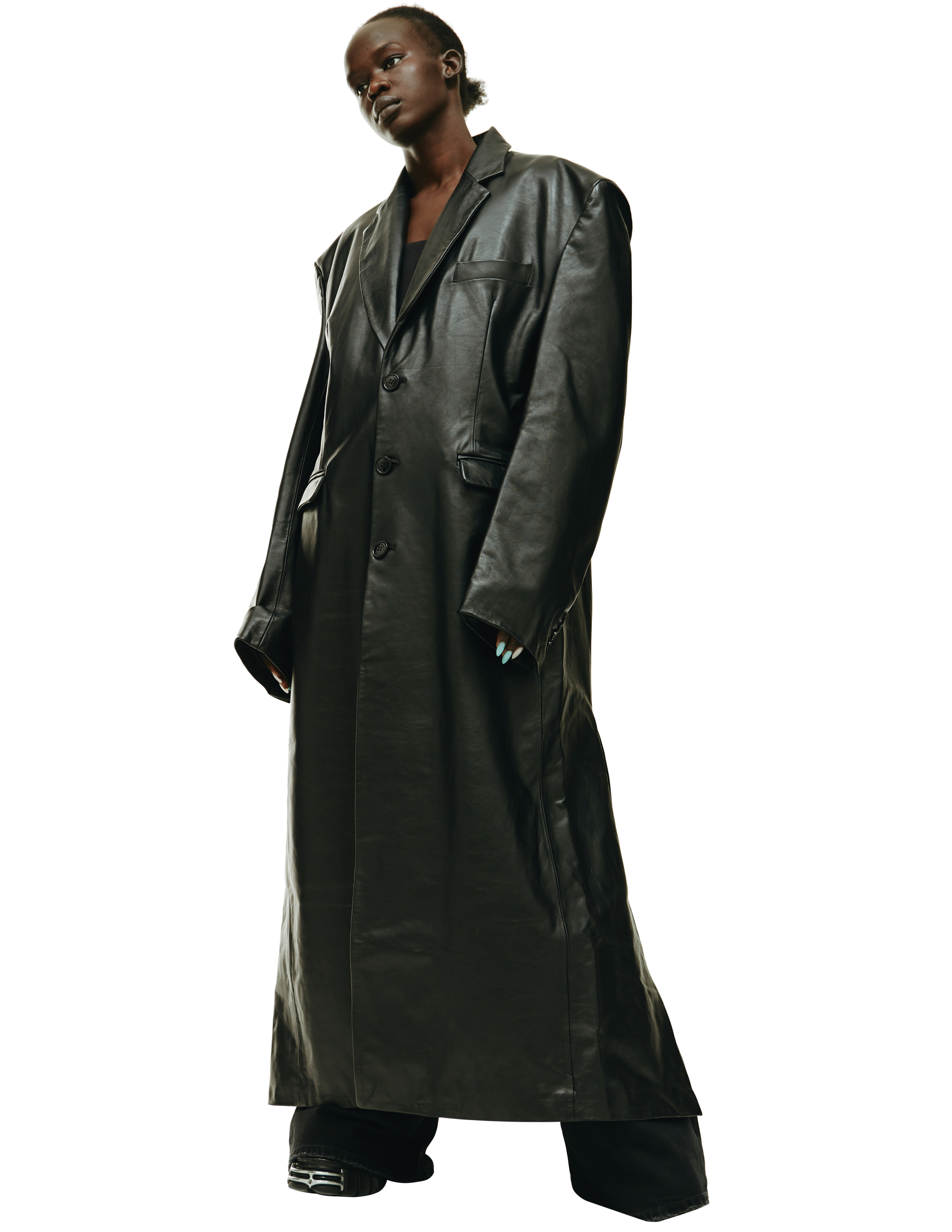 Кожаное оверсайз пальто VETEMENTS UA53CO350B/2441, размер L;M