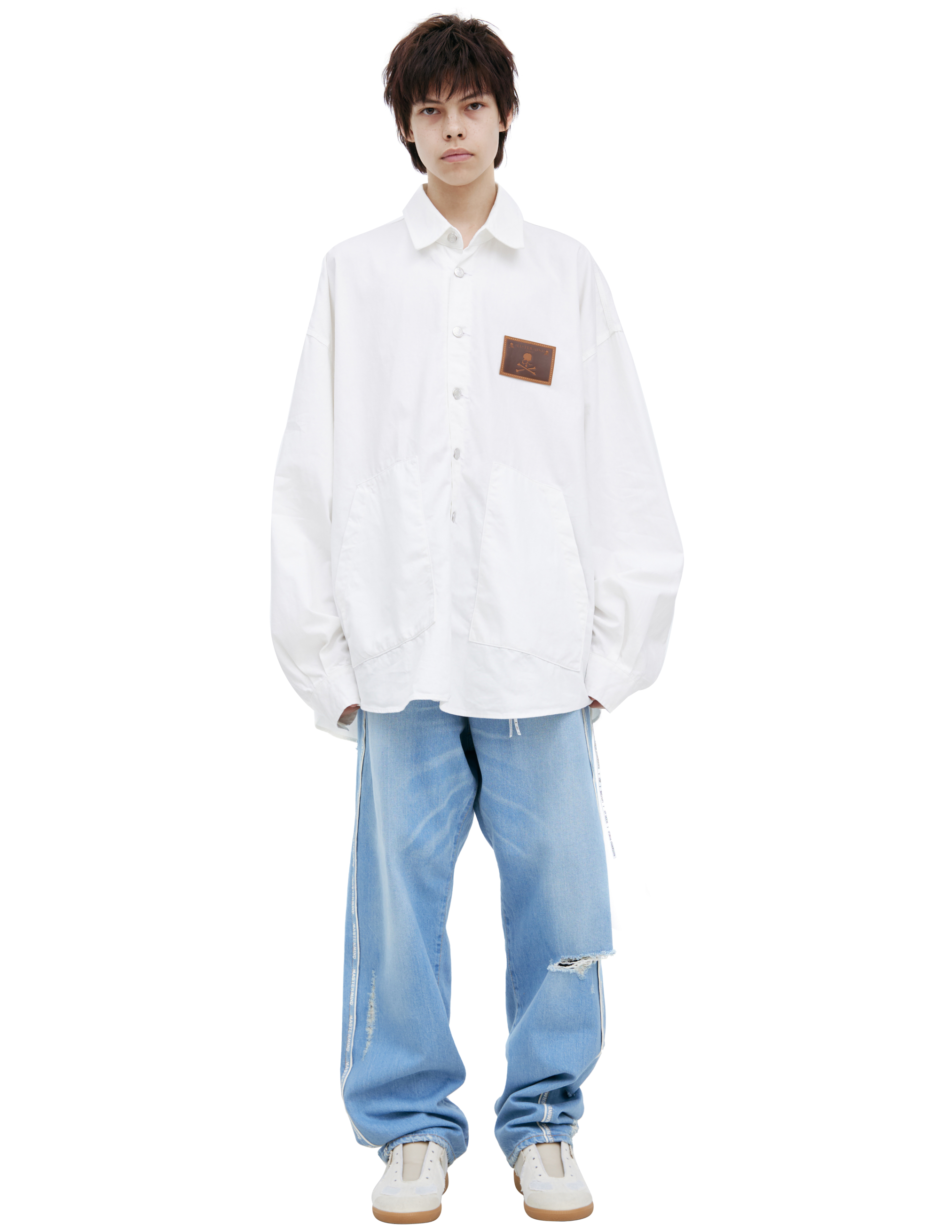 Белая рубашка с вышивкой 172200₽