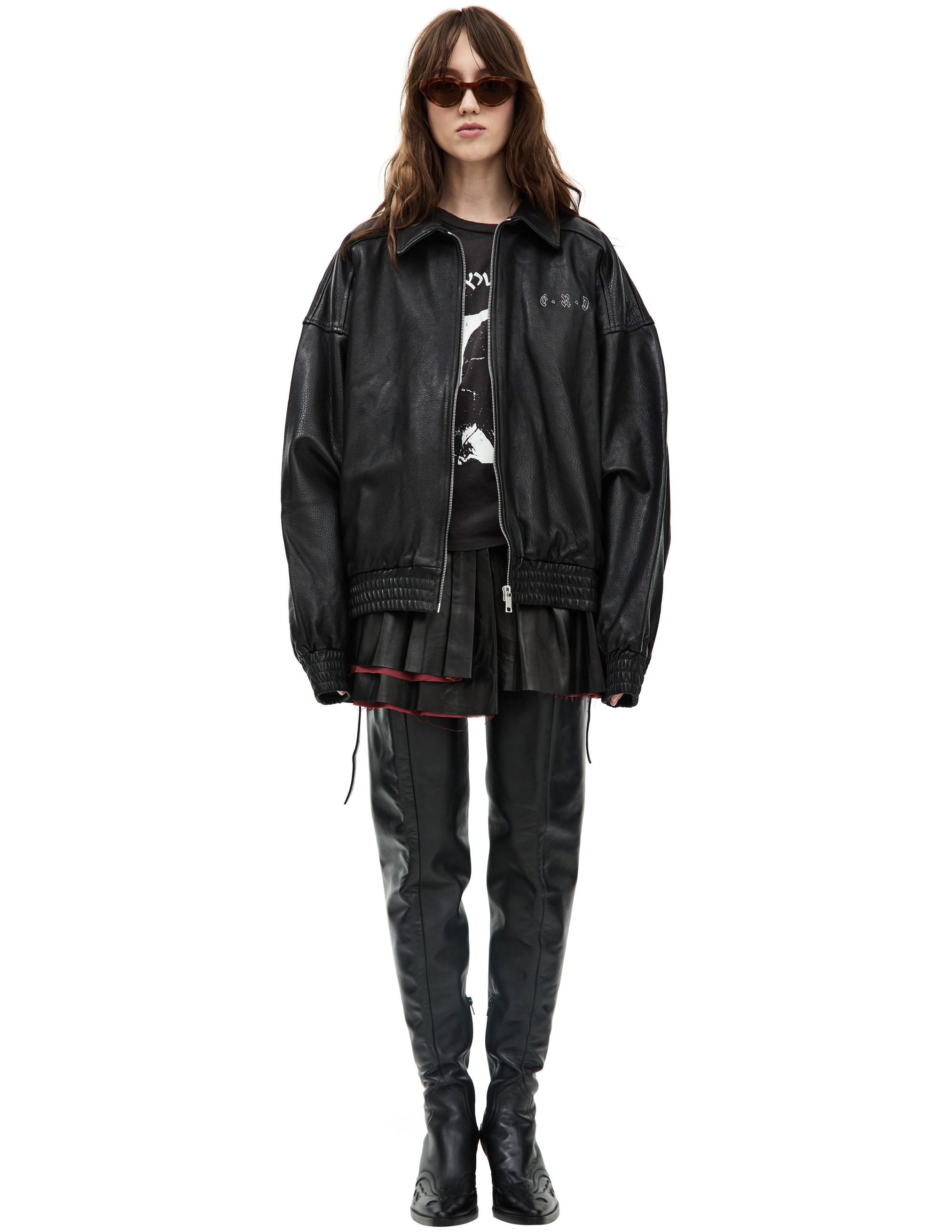 Кожаная куртка с вышивкой