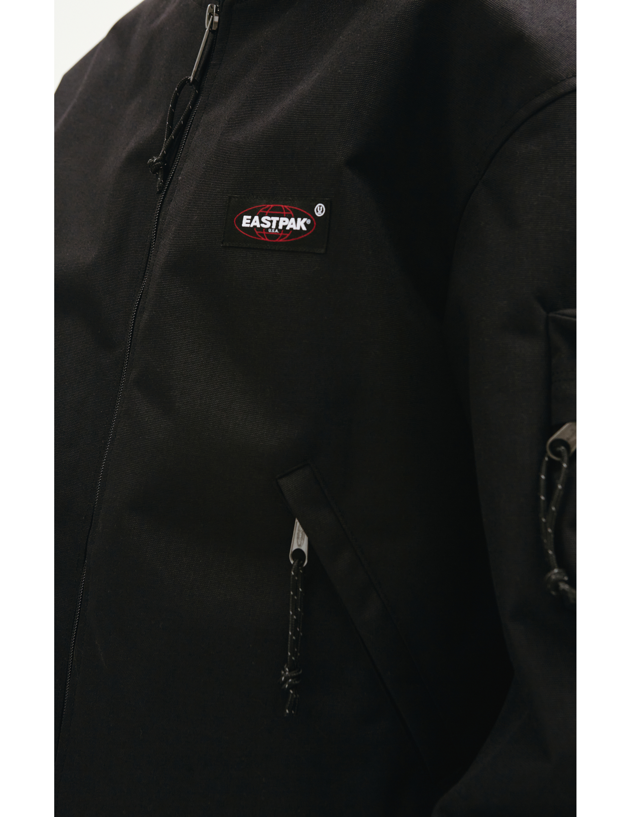 Бомбер Undercover x Eastpak c накладным карманом Undercover UC2A4205/blk, размер 4 UC2A4205/blk - фото 5