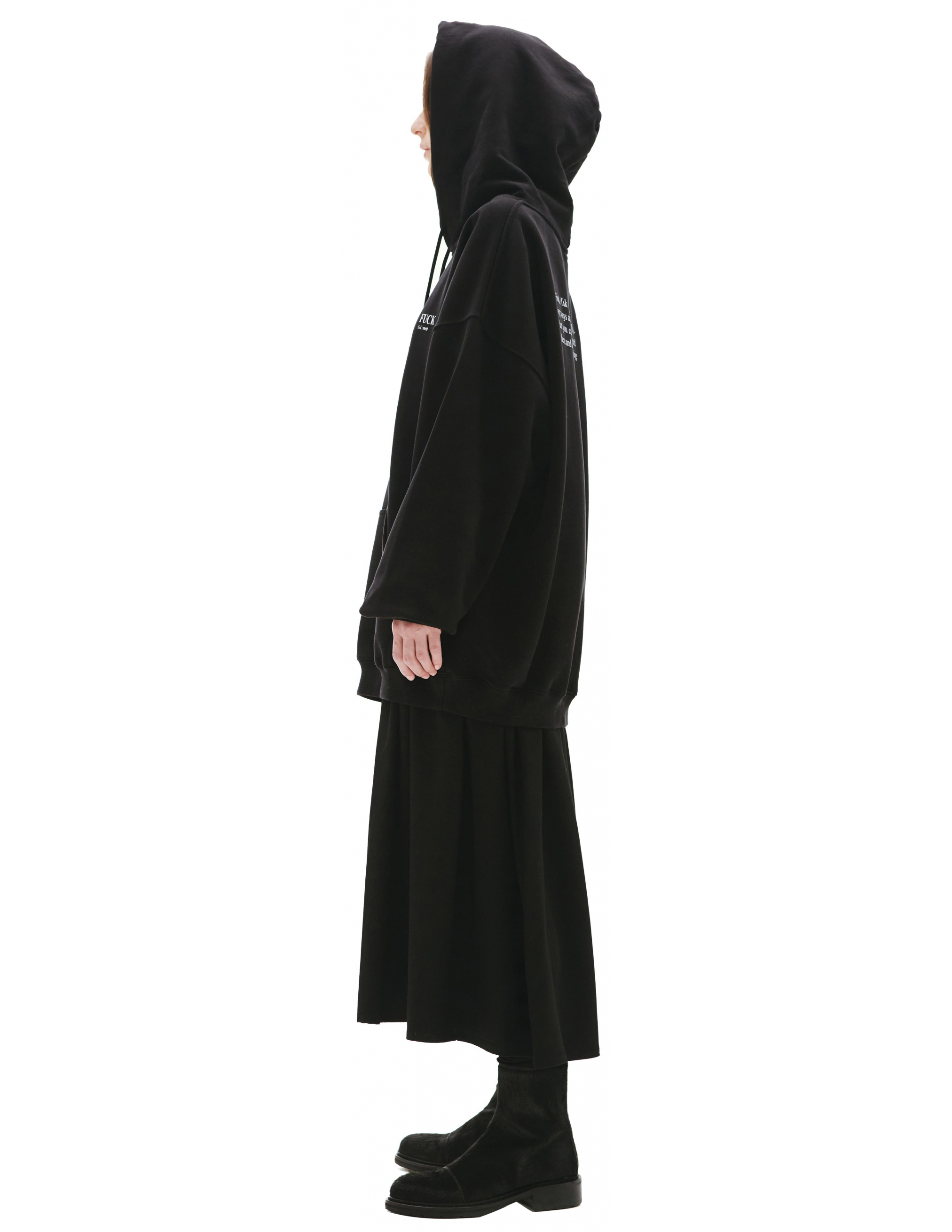 Черное худи с принтом Fuck Verb - Vetements  UA52TR660B/1601 Фото 2