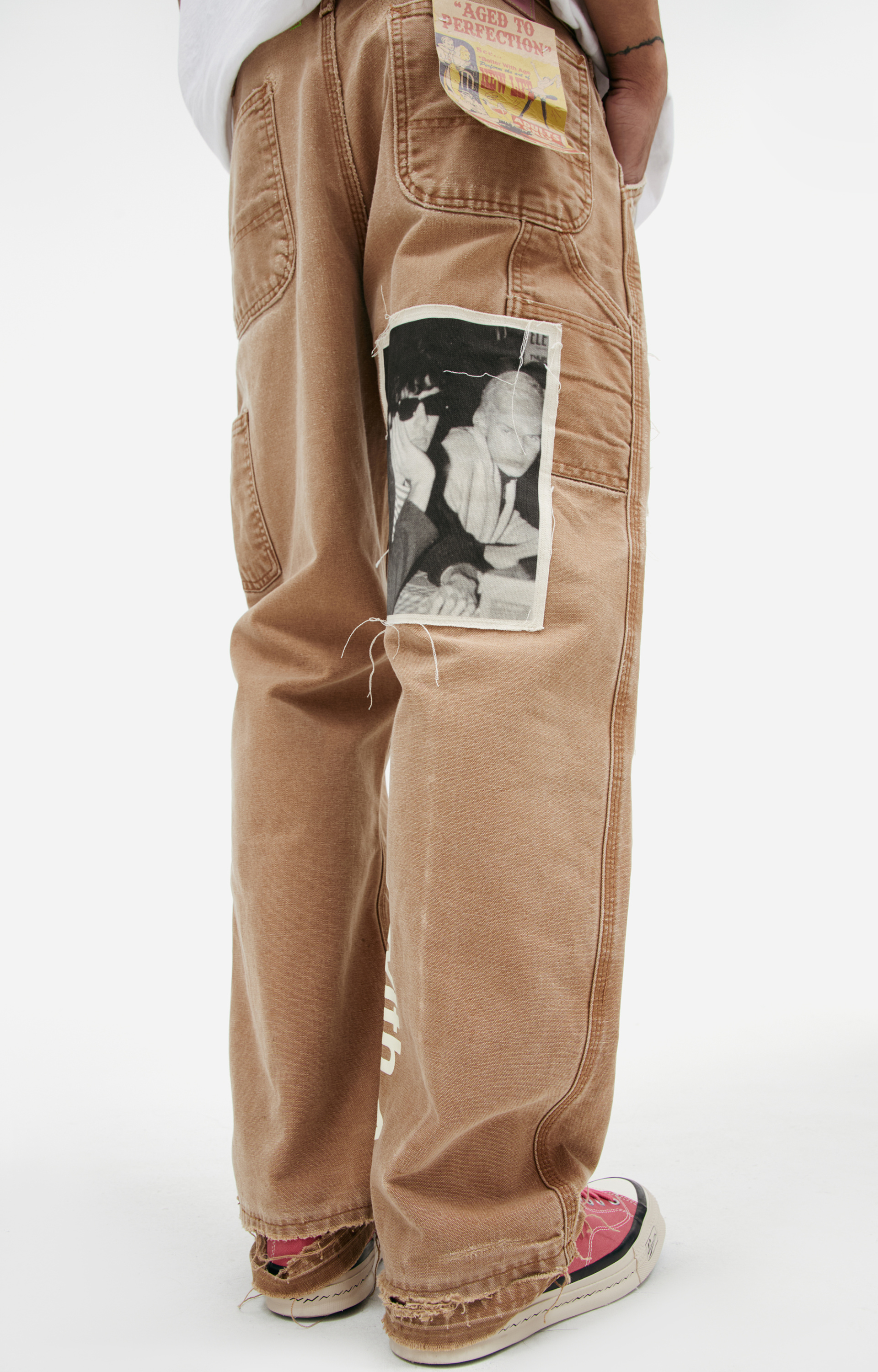 BETTER WITH AGE Широкие джинсы с патчами