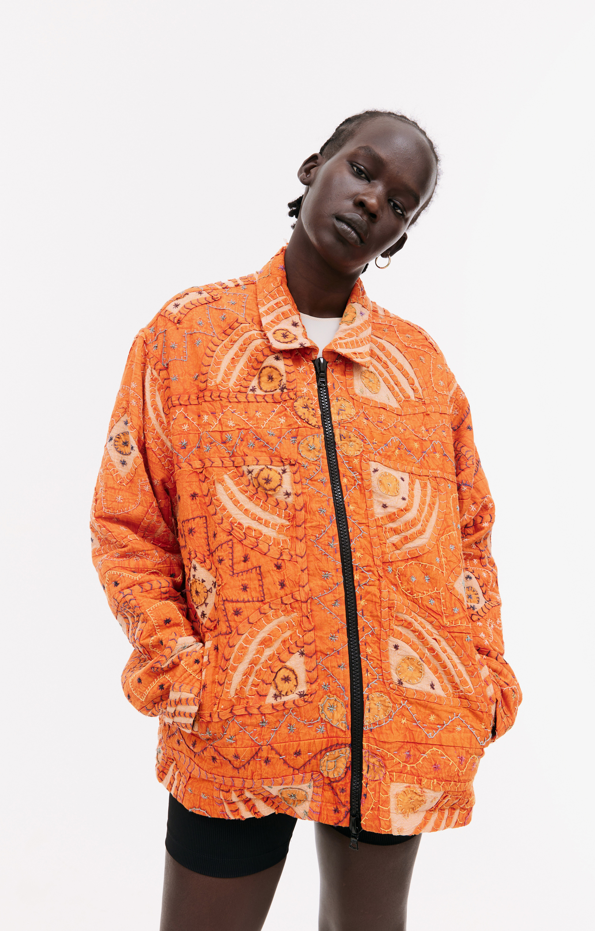 KARU RESEARCH Стеганая куртка с ручной вышивкой