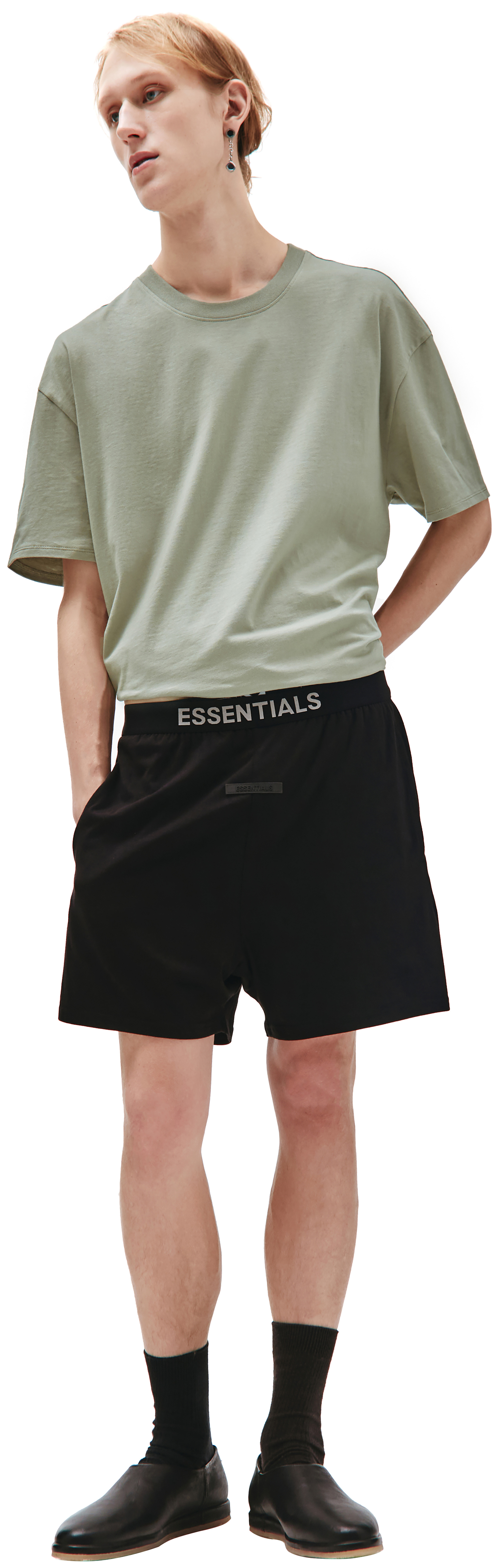 Fear of God Essentials Черные шорты на резинке с логотипом