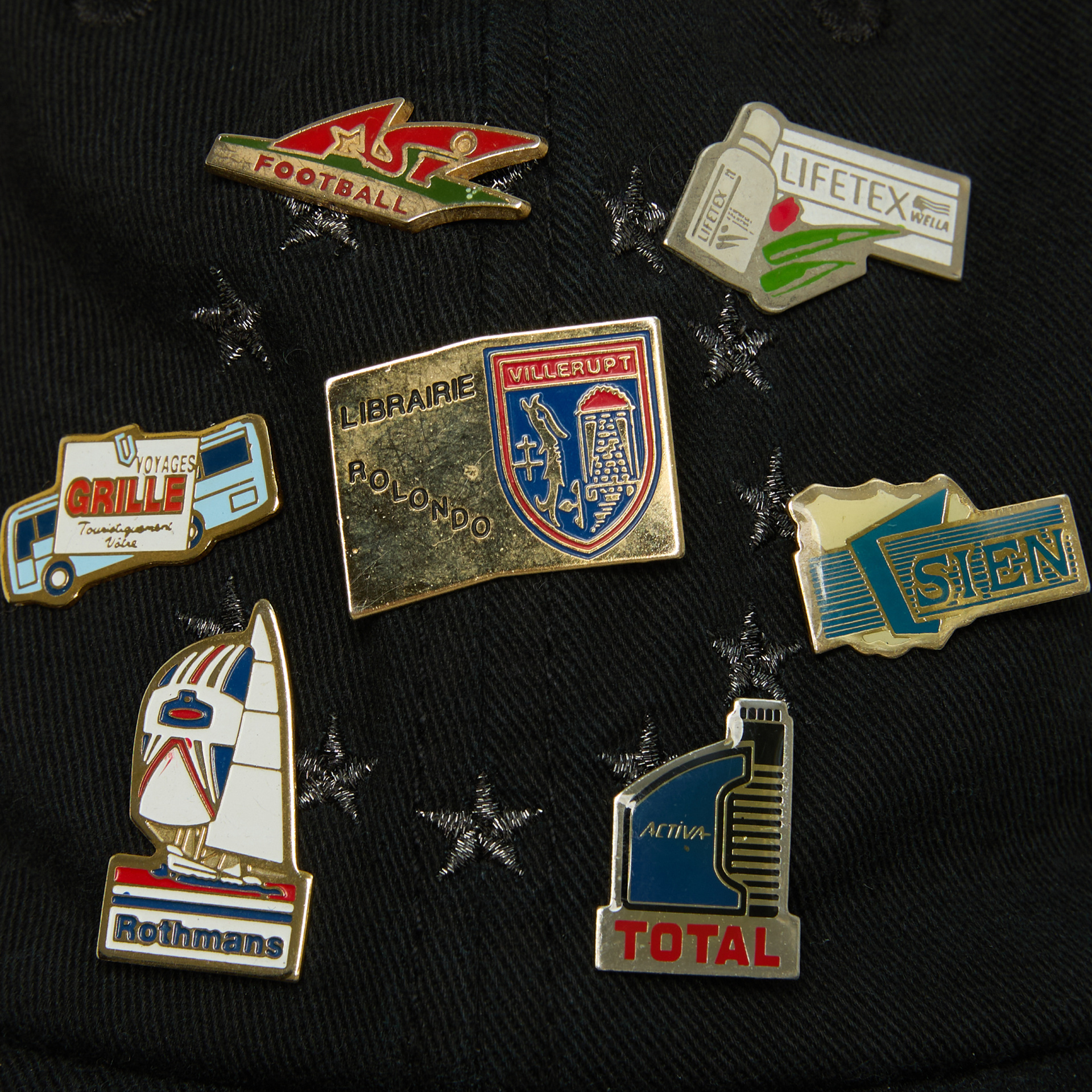 PROTOTYPES Кепка со значками