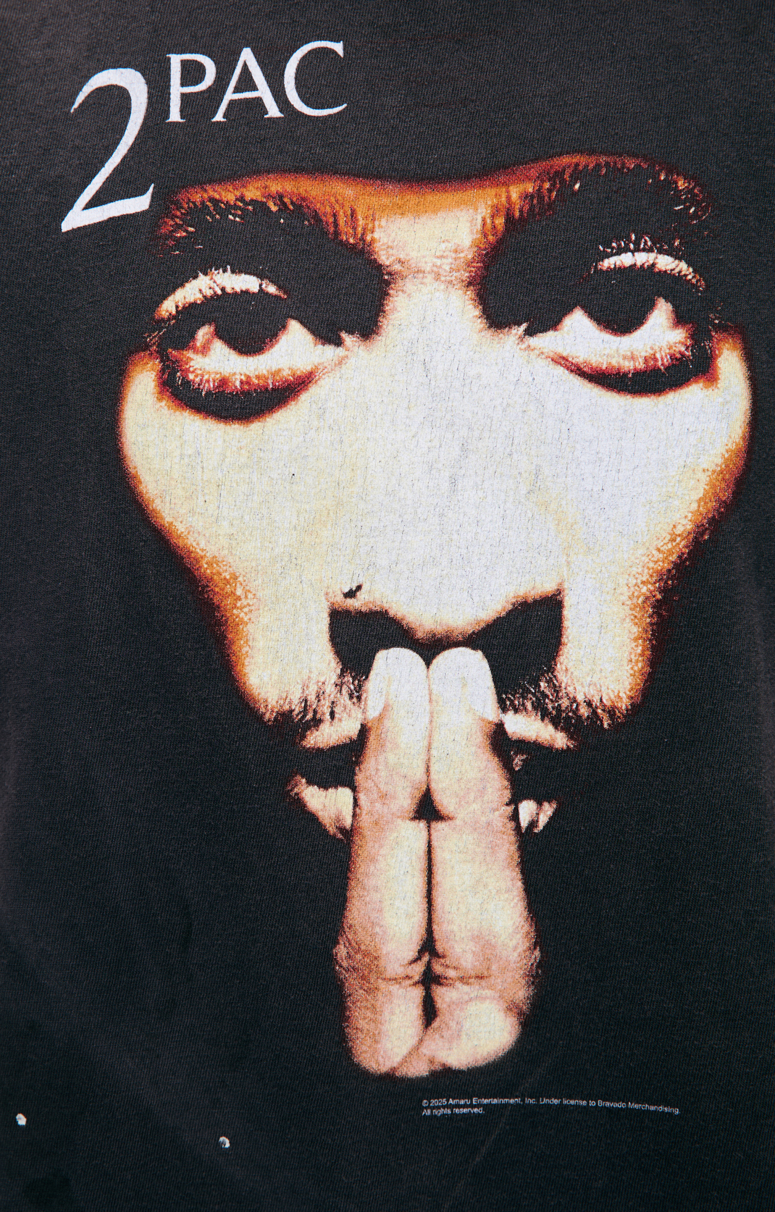Женская серая футболка с принтом '2pac' Saint Mxxxxxx — купить за