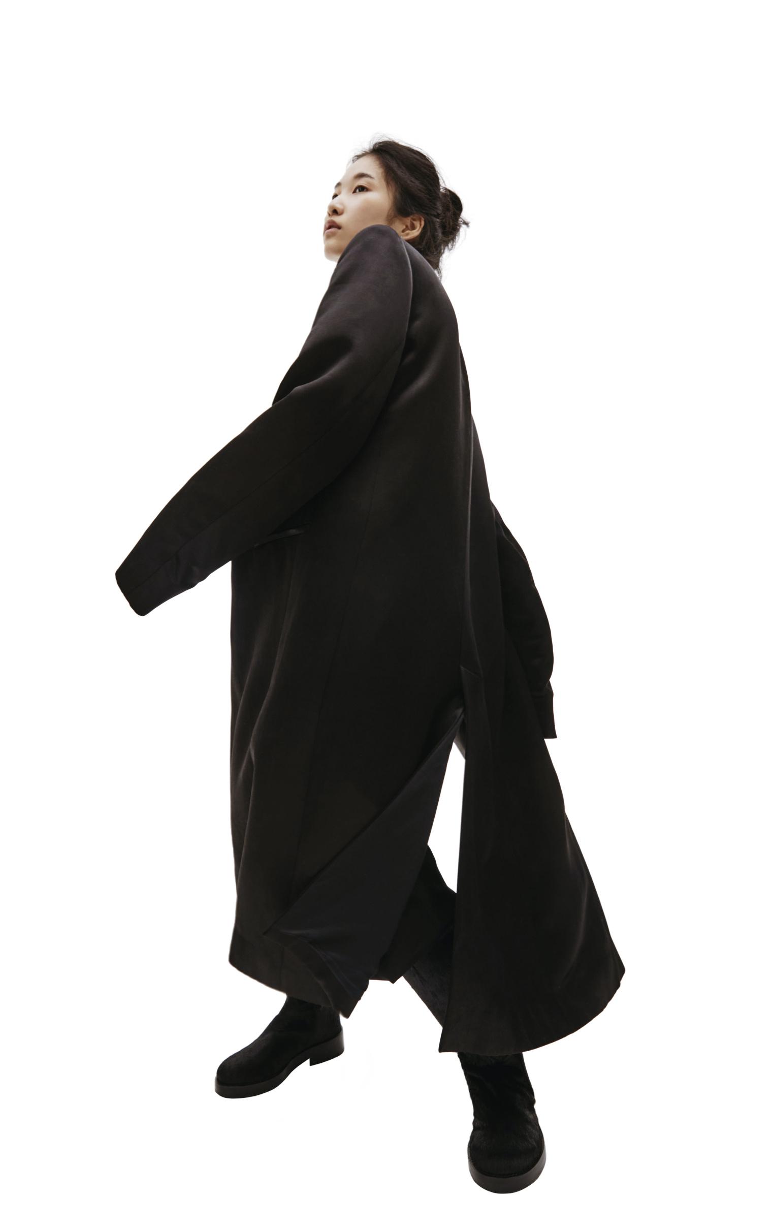 Ann Demeulemeester Черное пальто из сатина