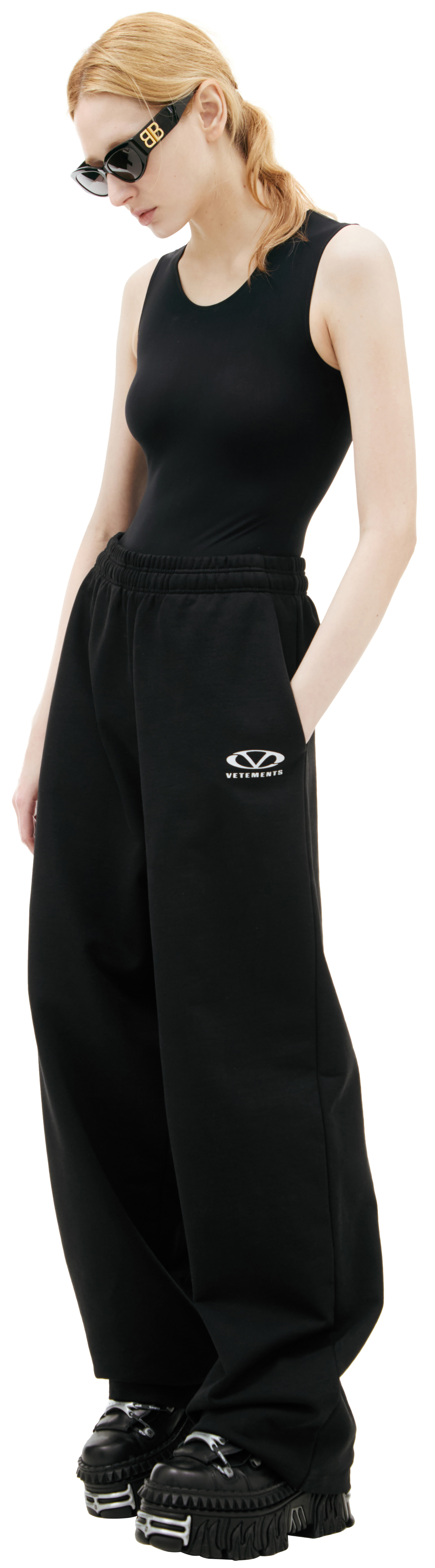 VETEMENTS Спортивные брюки с логотипом