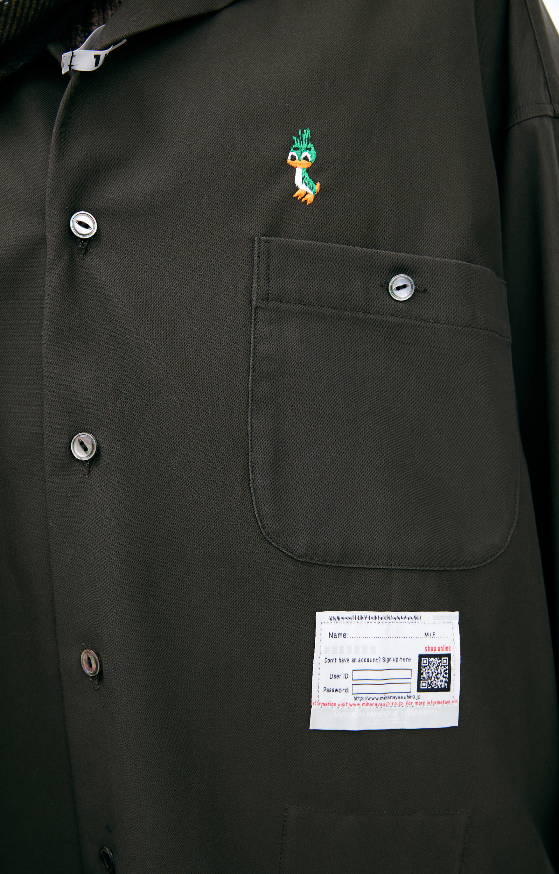 Maison Mihara Yasuhiro Рубашка с вшитым шарфом