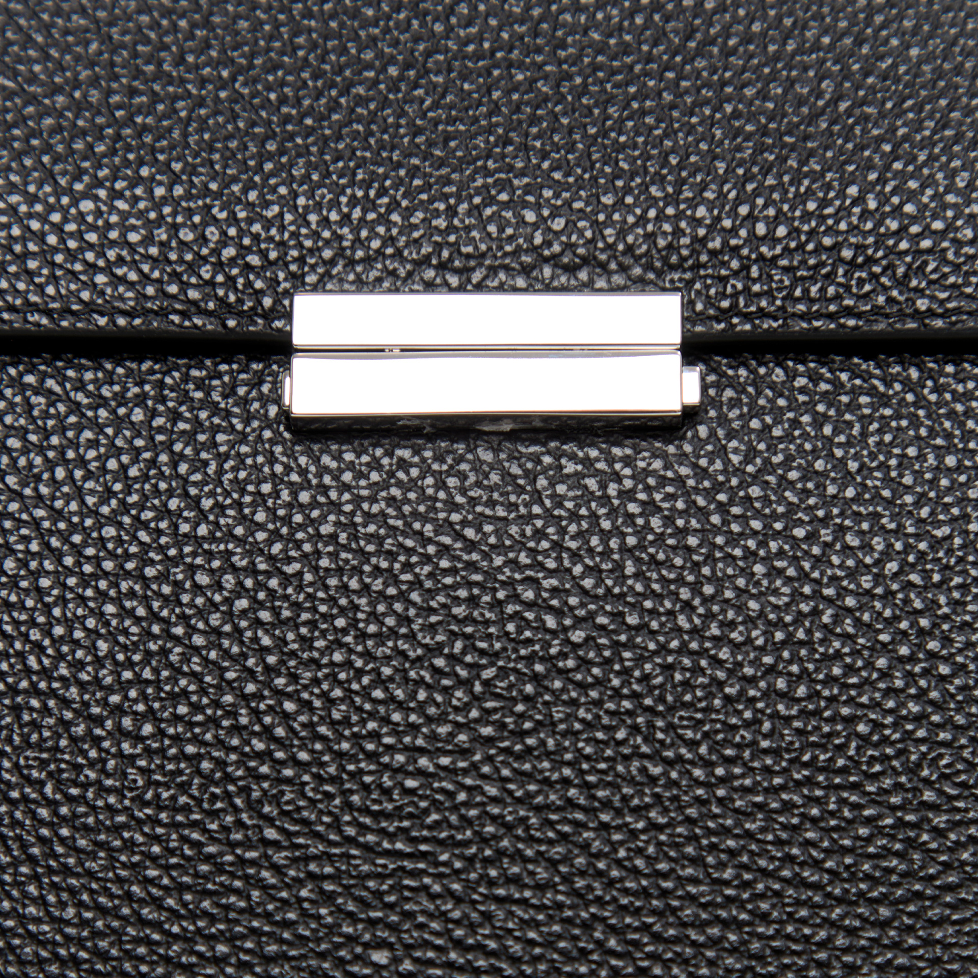 TOTEME Черная сумка из кожи