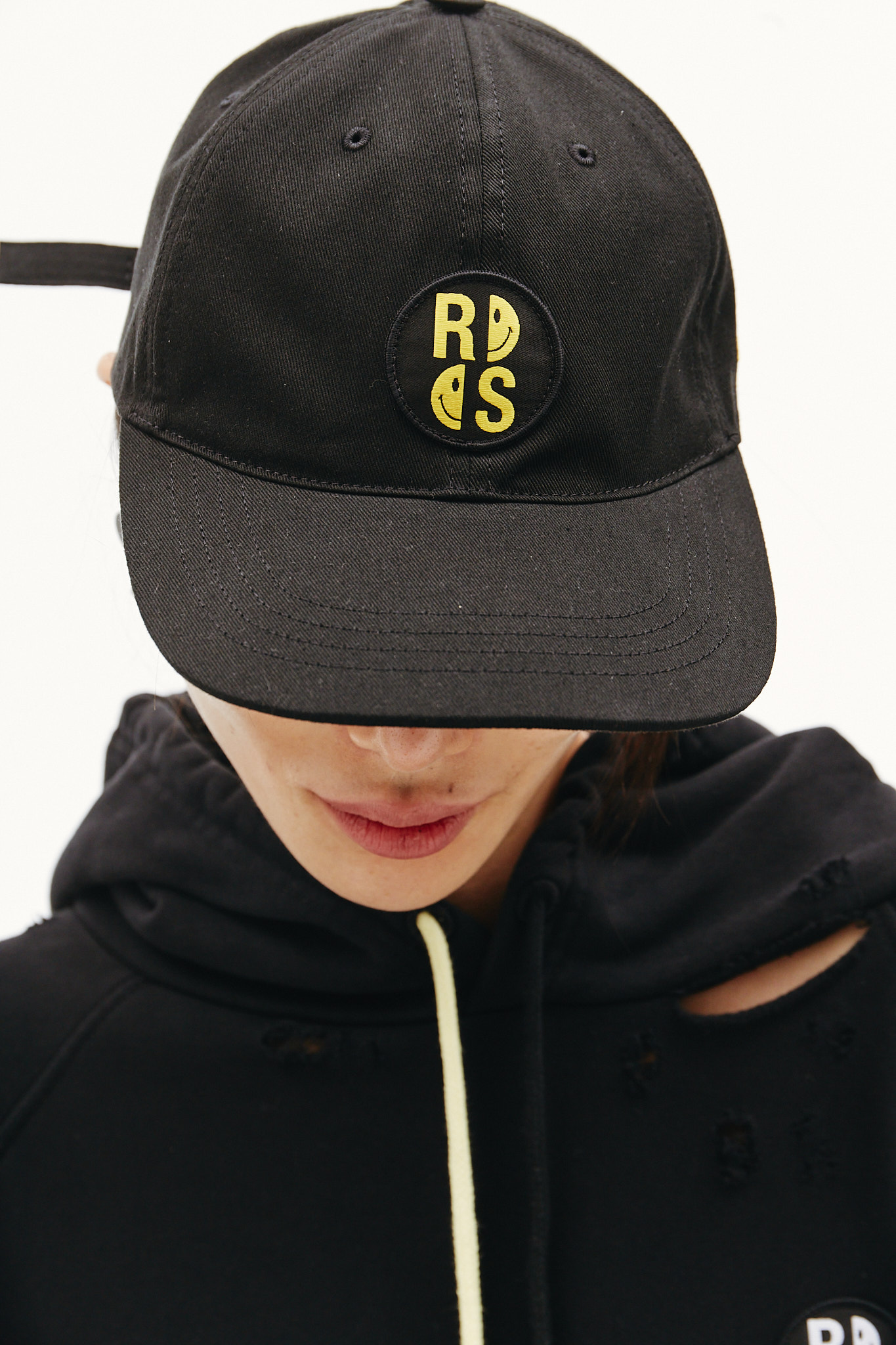 Raf Simons Кепка Raf Simons x Smiley с нашивкой