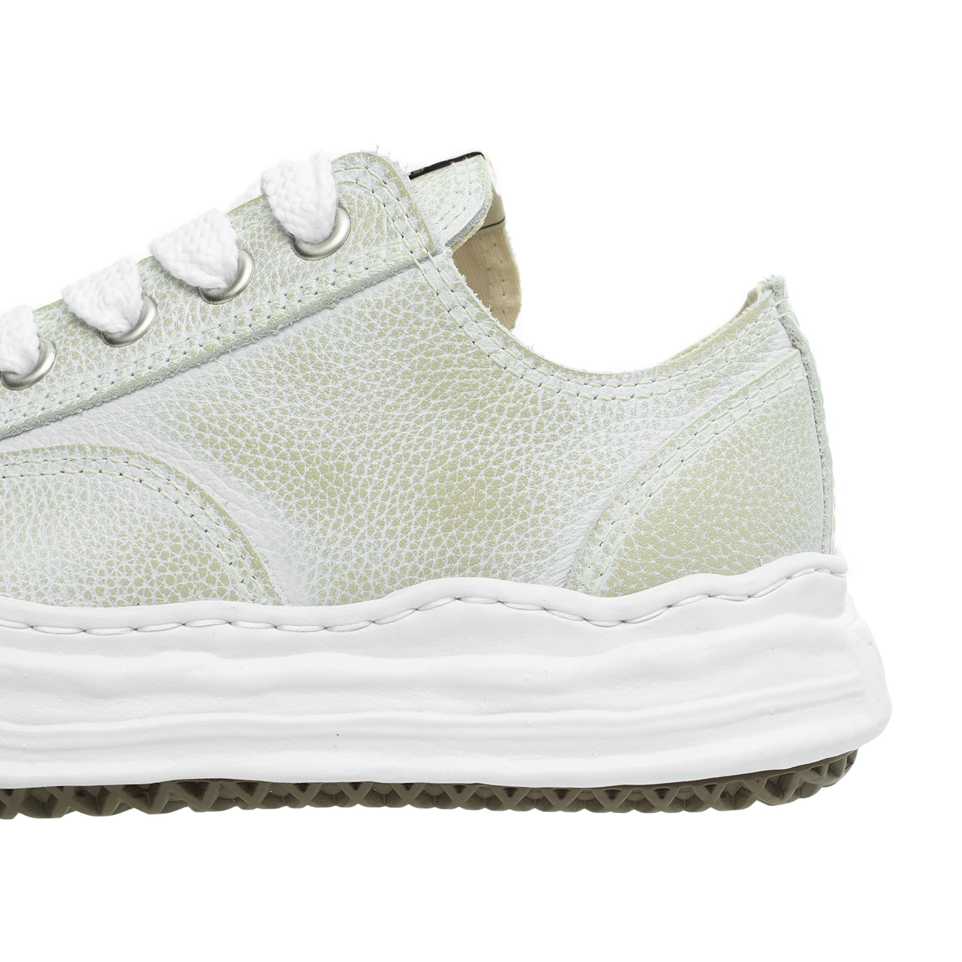 Maison Mihara Yasuhiro Кожаные кеды с эффектом потертостей