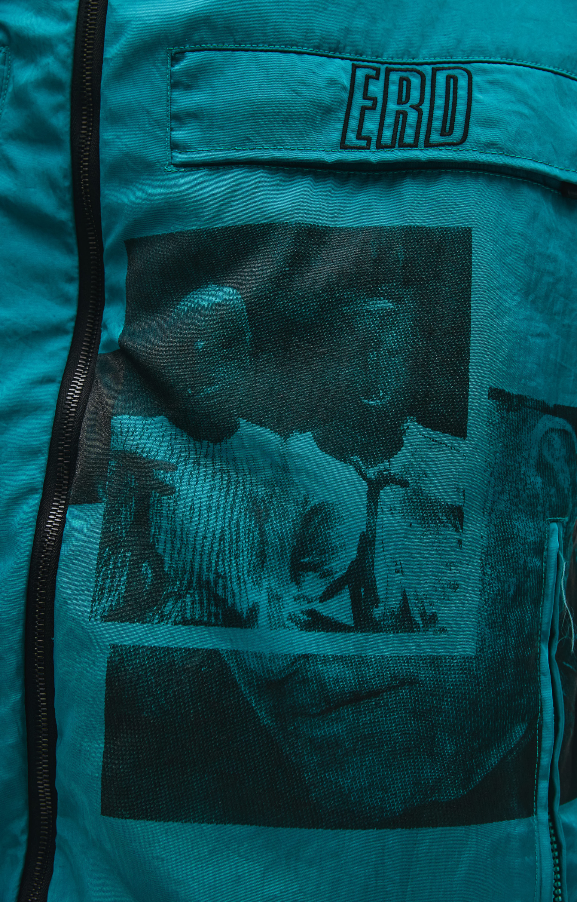 Enfants Riches Déprimés Оверсайз куртка Theatre for Dogs с принтами