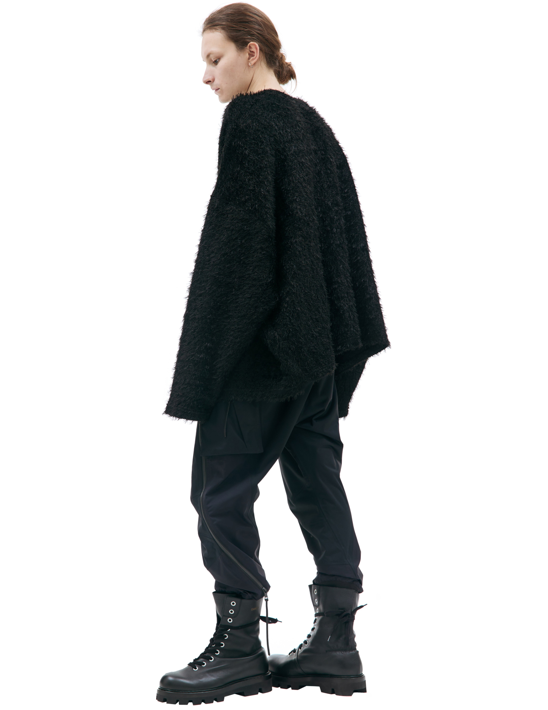 Mastermind WORLD Свитер-MW23S11-SW002-606/BLACK огромный белый череп на спине, мохровый, черный