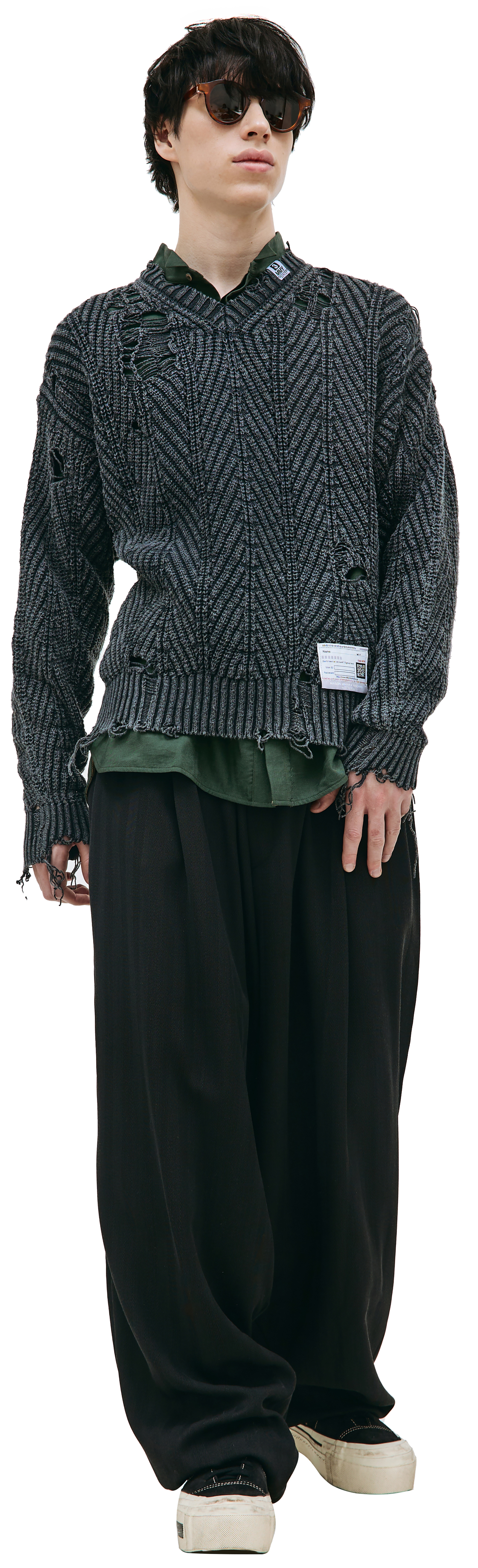 Maison Mihara Yasuhiro Рваный свитер с V-вырезом