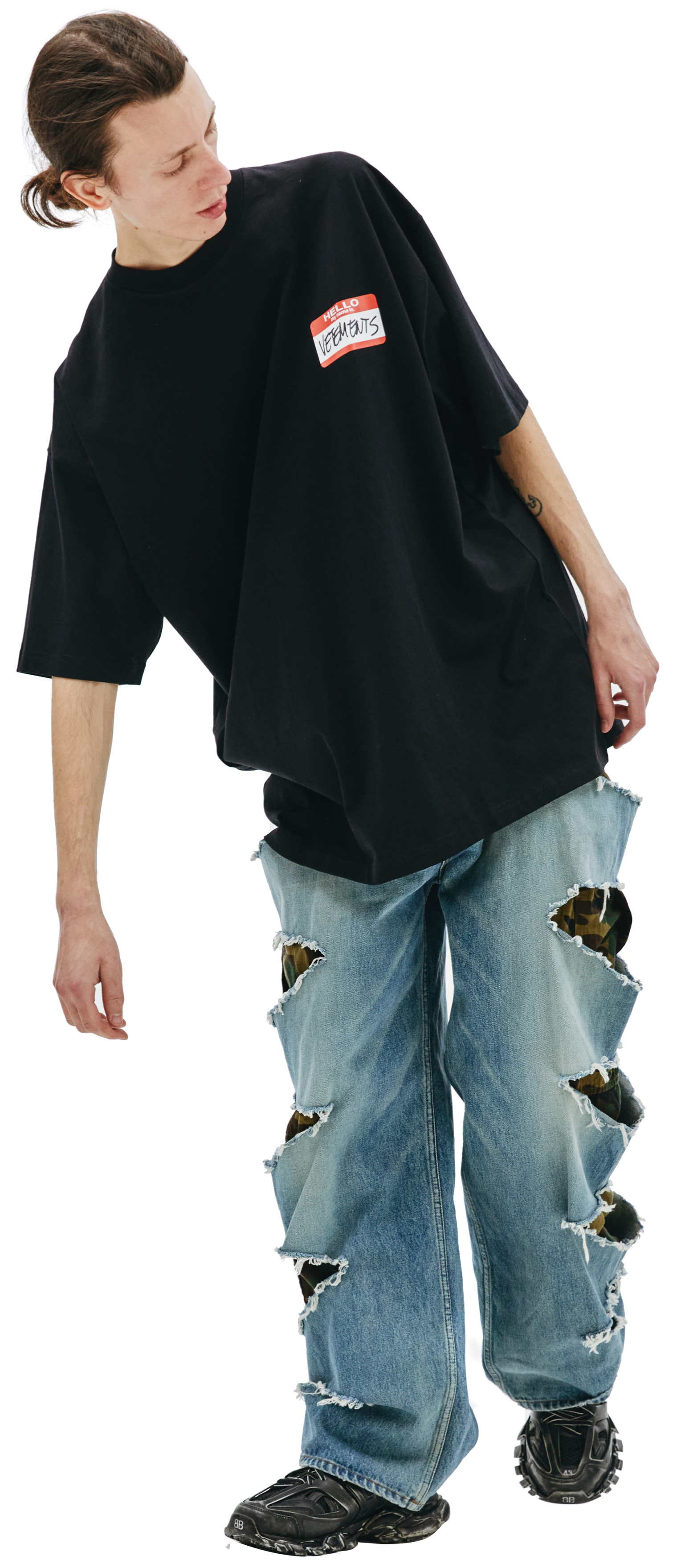 VETEMENTS Черная футболка с патчем
