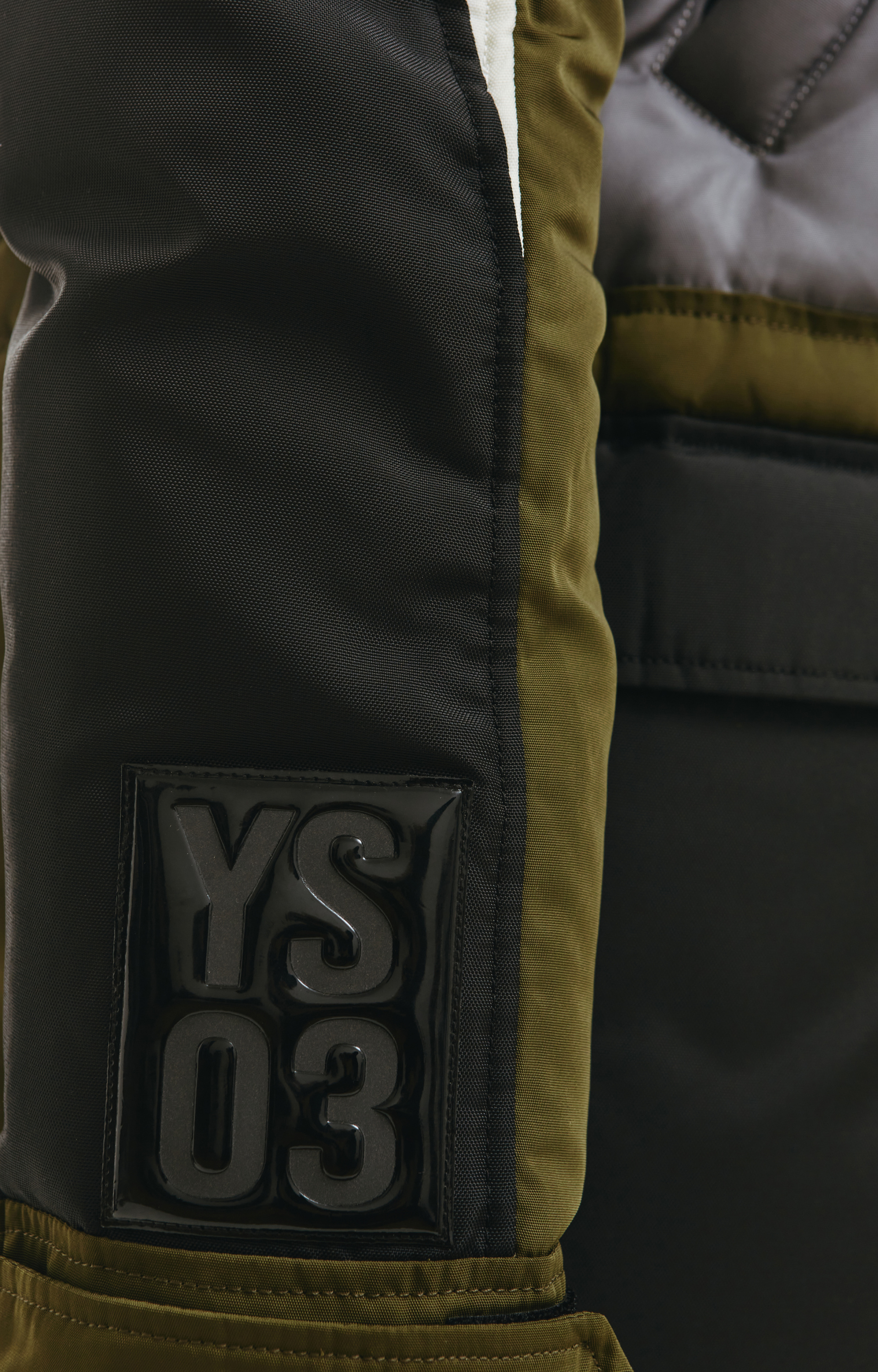 Yves Salomon Пуховая парка с отделкой из овчины