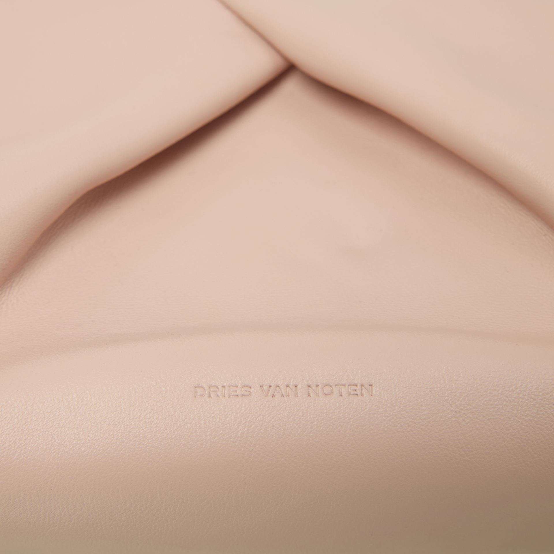 Dries Van Noten Розовый клатч из кожи