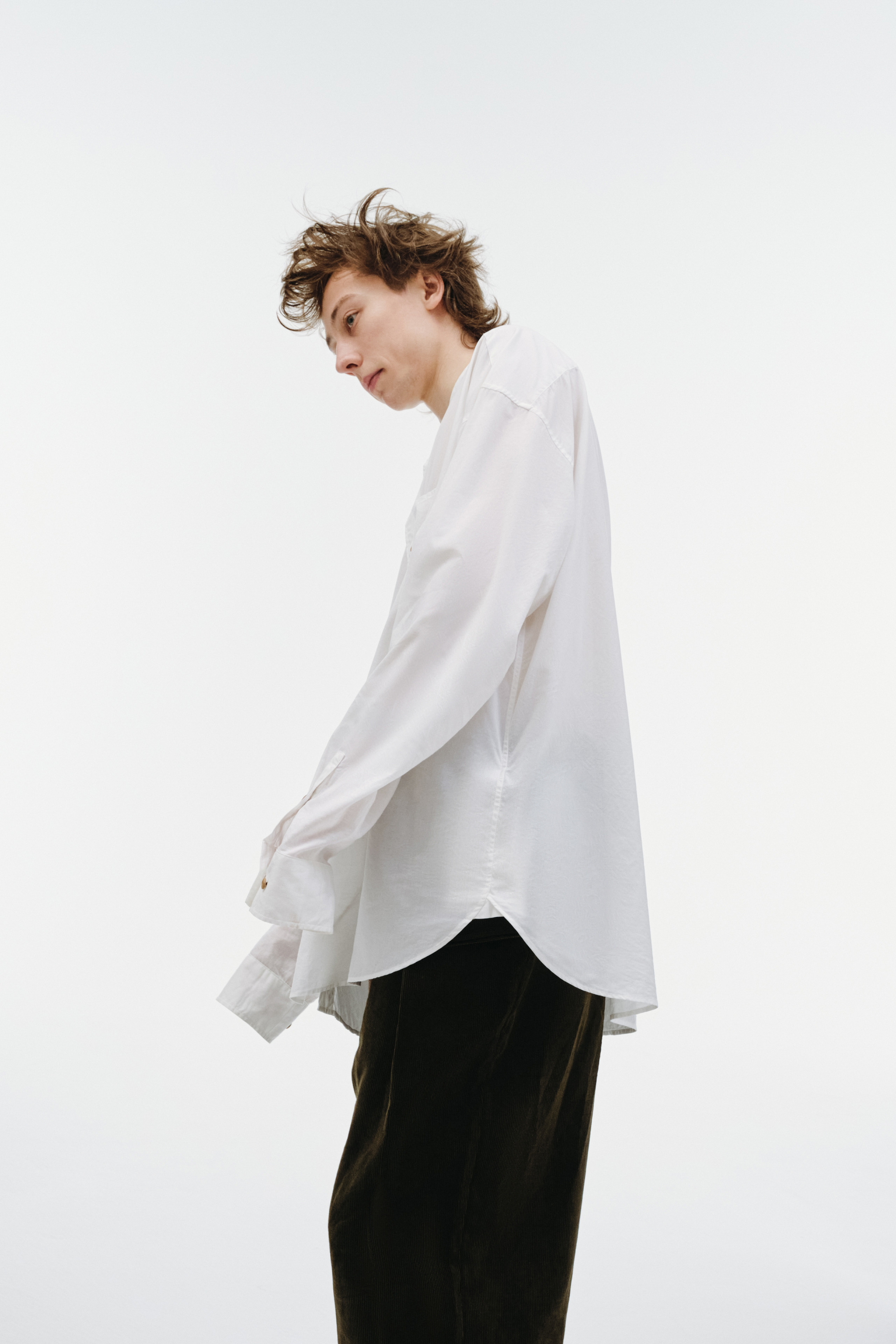 visvim Белая рубашка из хлопка