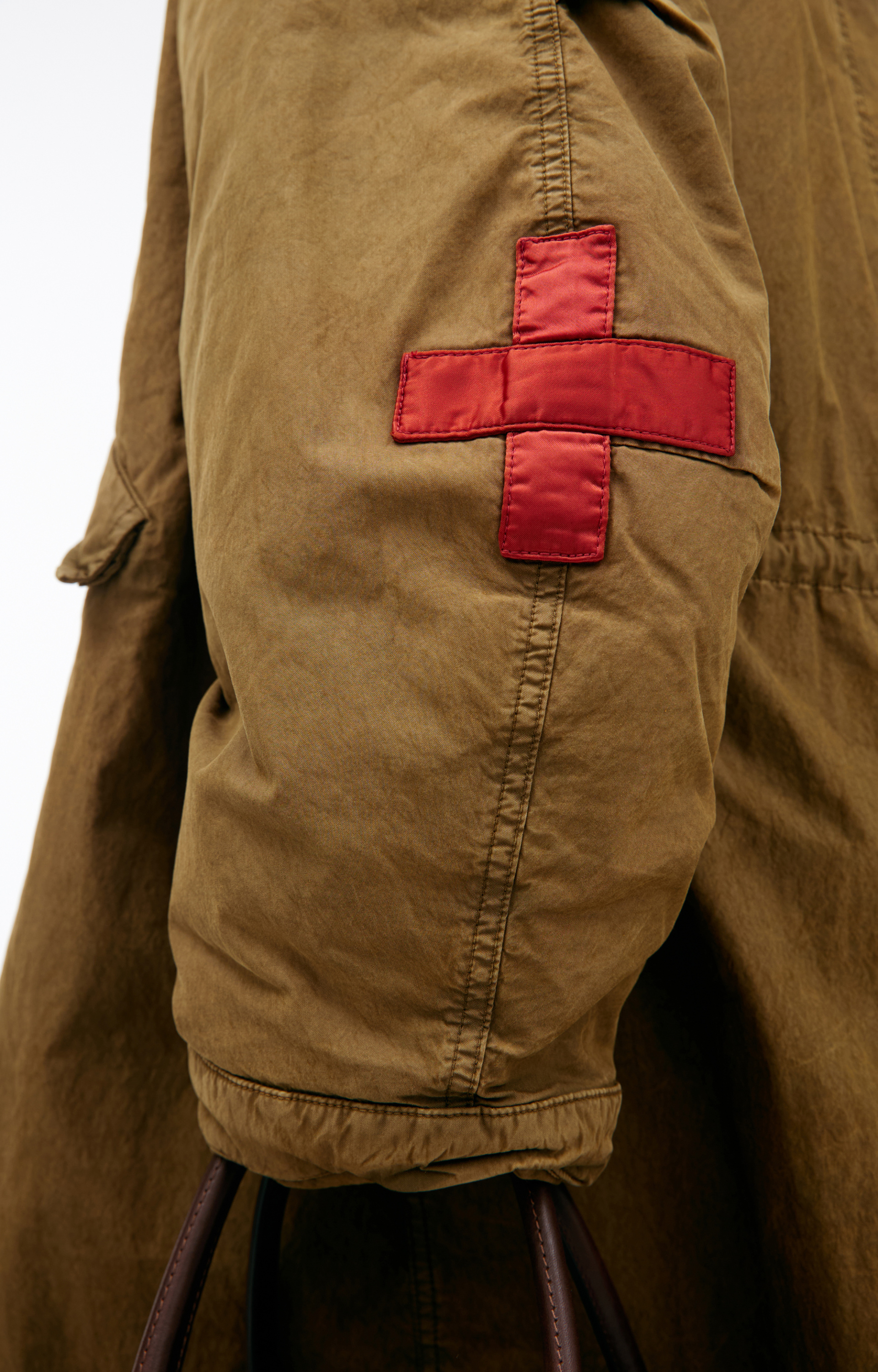 Enfants Riches Déprimés Куртка с крестами на рукавах