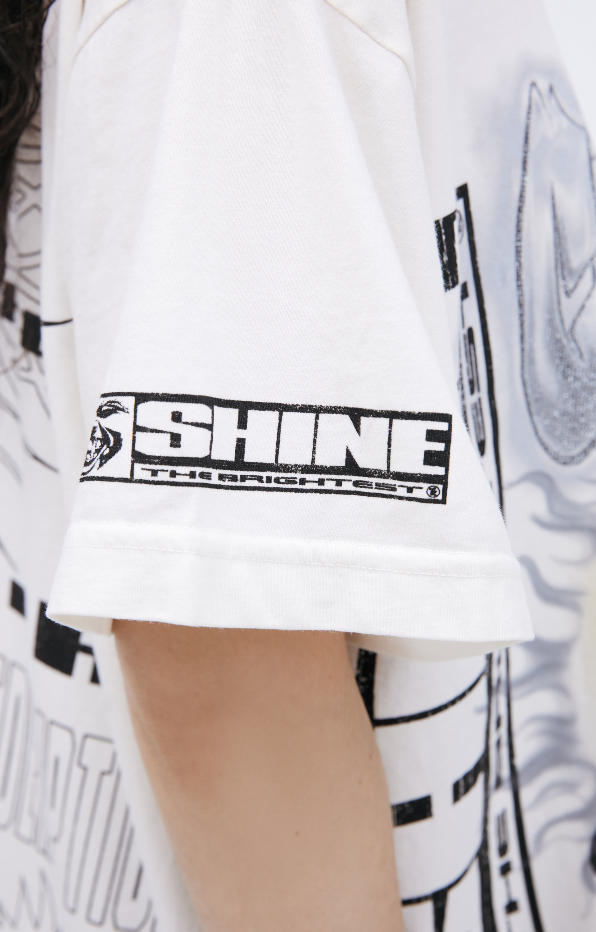 Hellstar Белая футболка с принтом