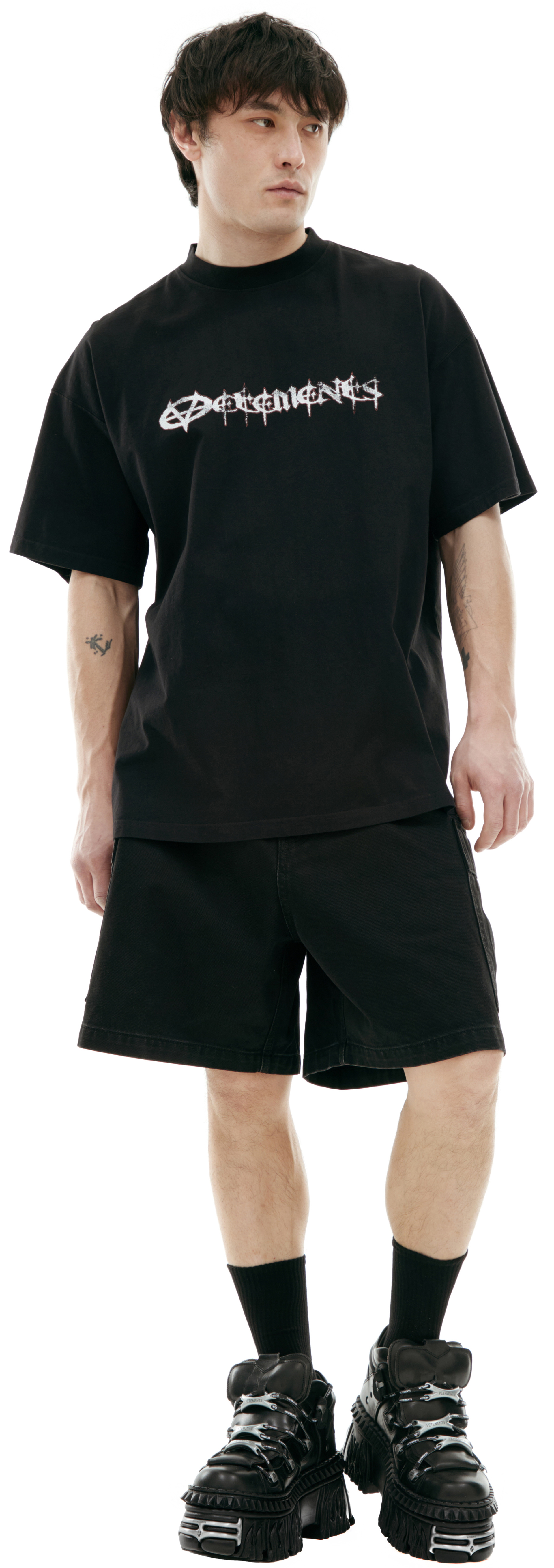 VETEMENTS Черная футболка с логотипом