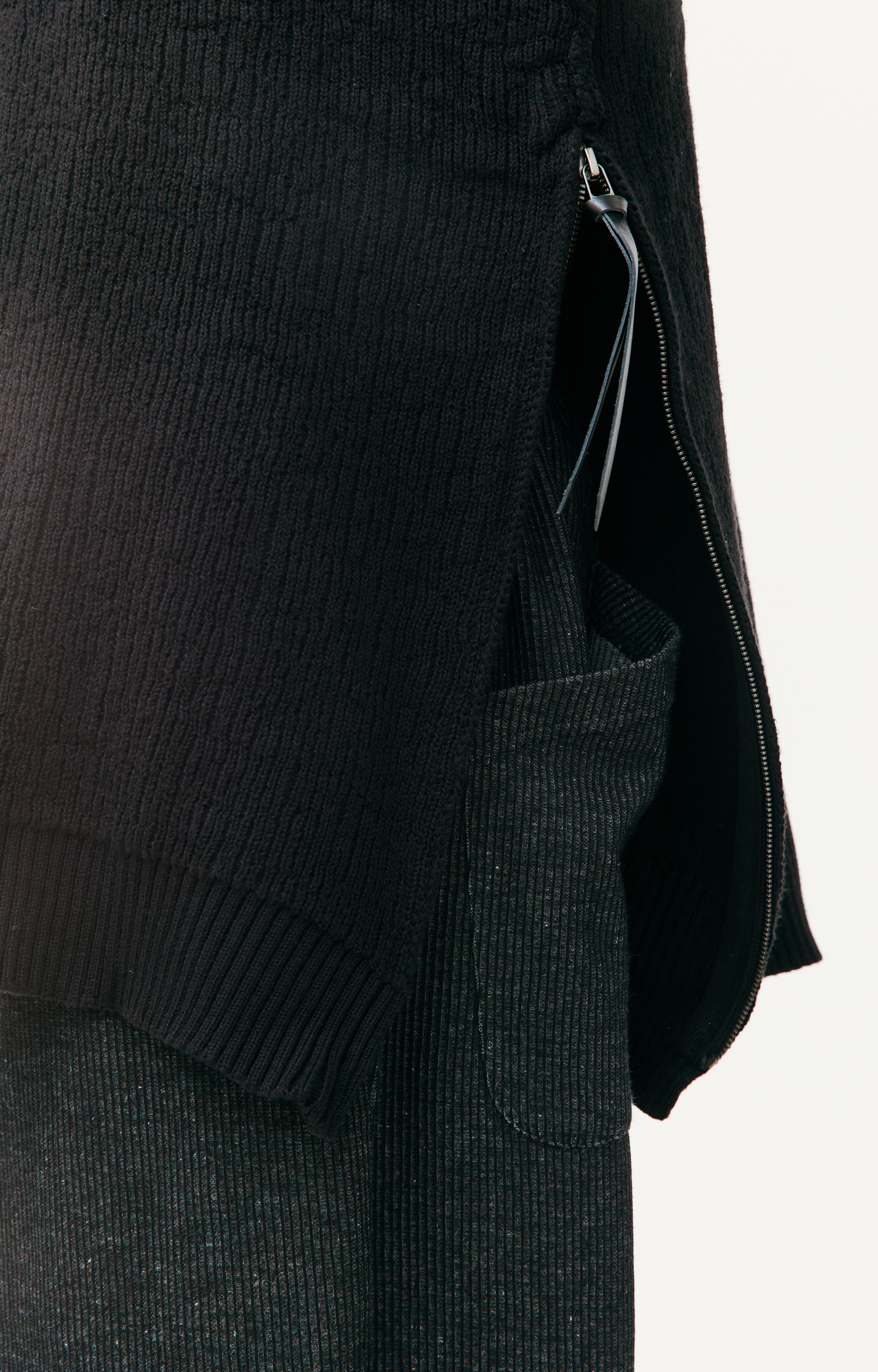 The Viridi-Anne Оверсайз свитер с молнией