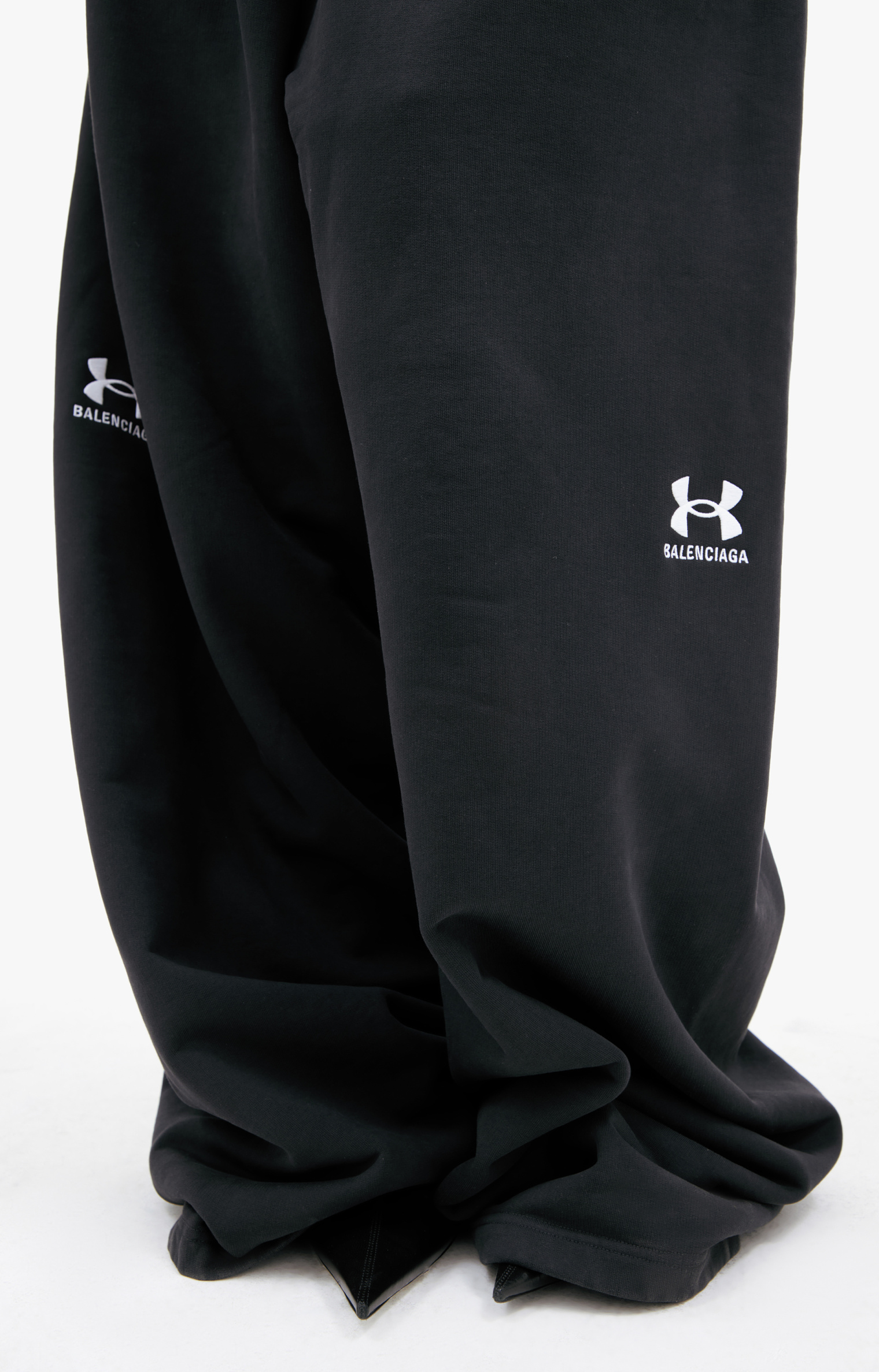 Balenciaga x Under Armour брюки