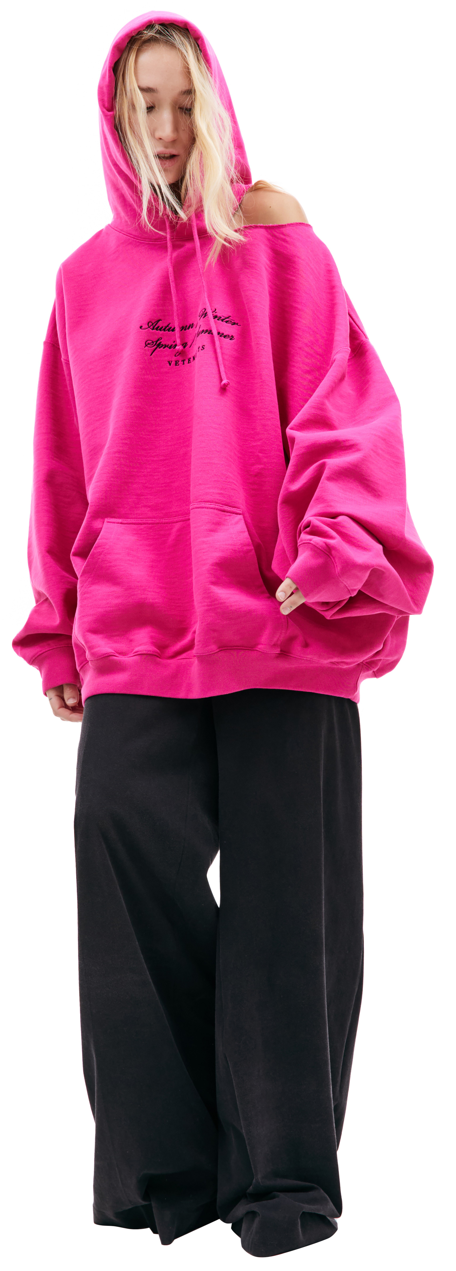 VETEMENTS Оверсайз худи с рваным плечом