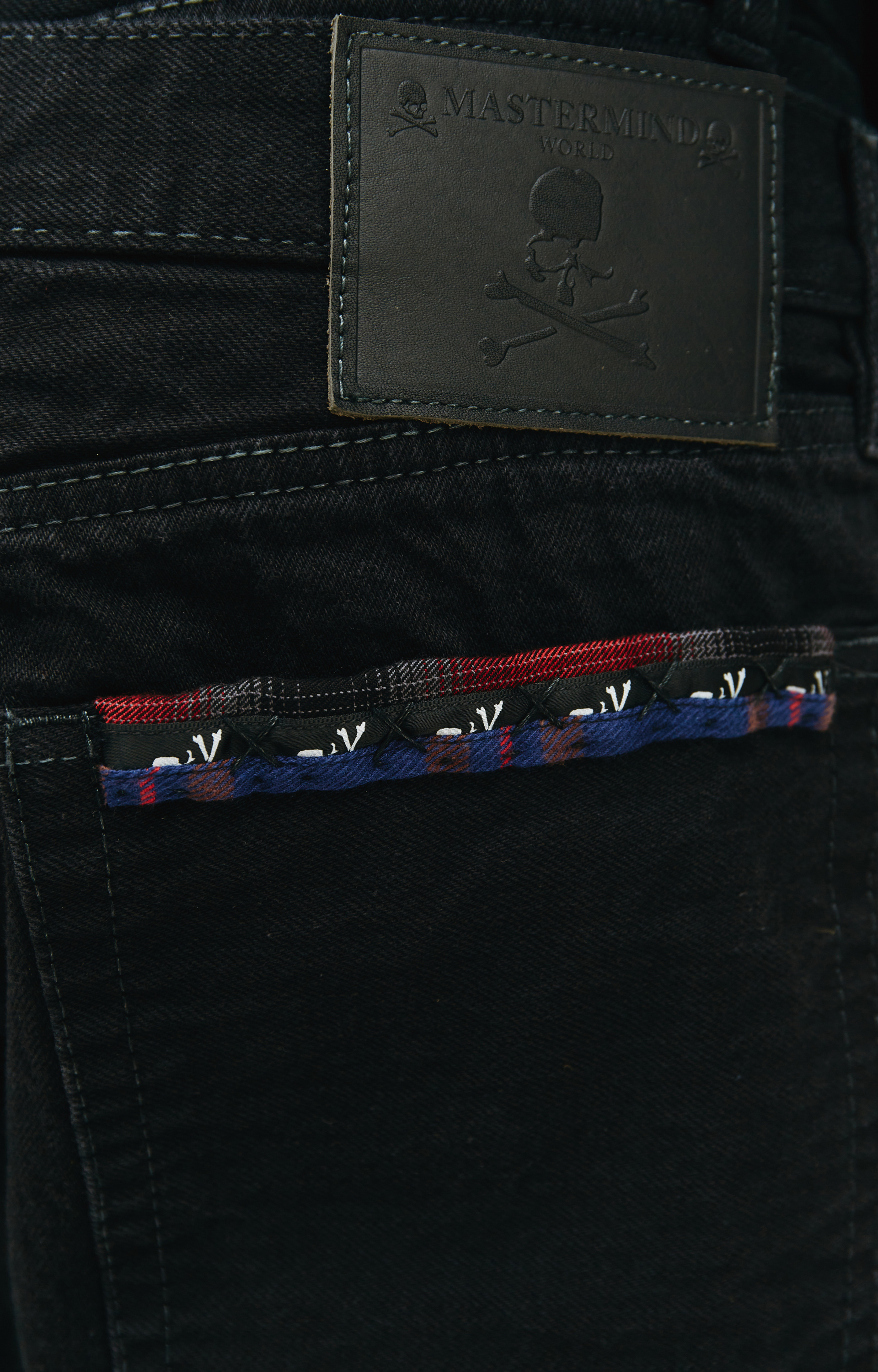 Mastermind WORLD Зауженные джинсы с молниями