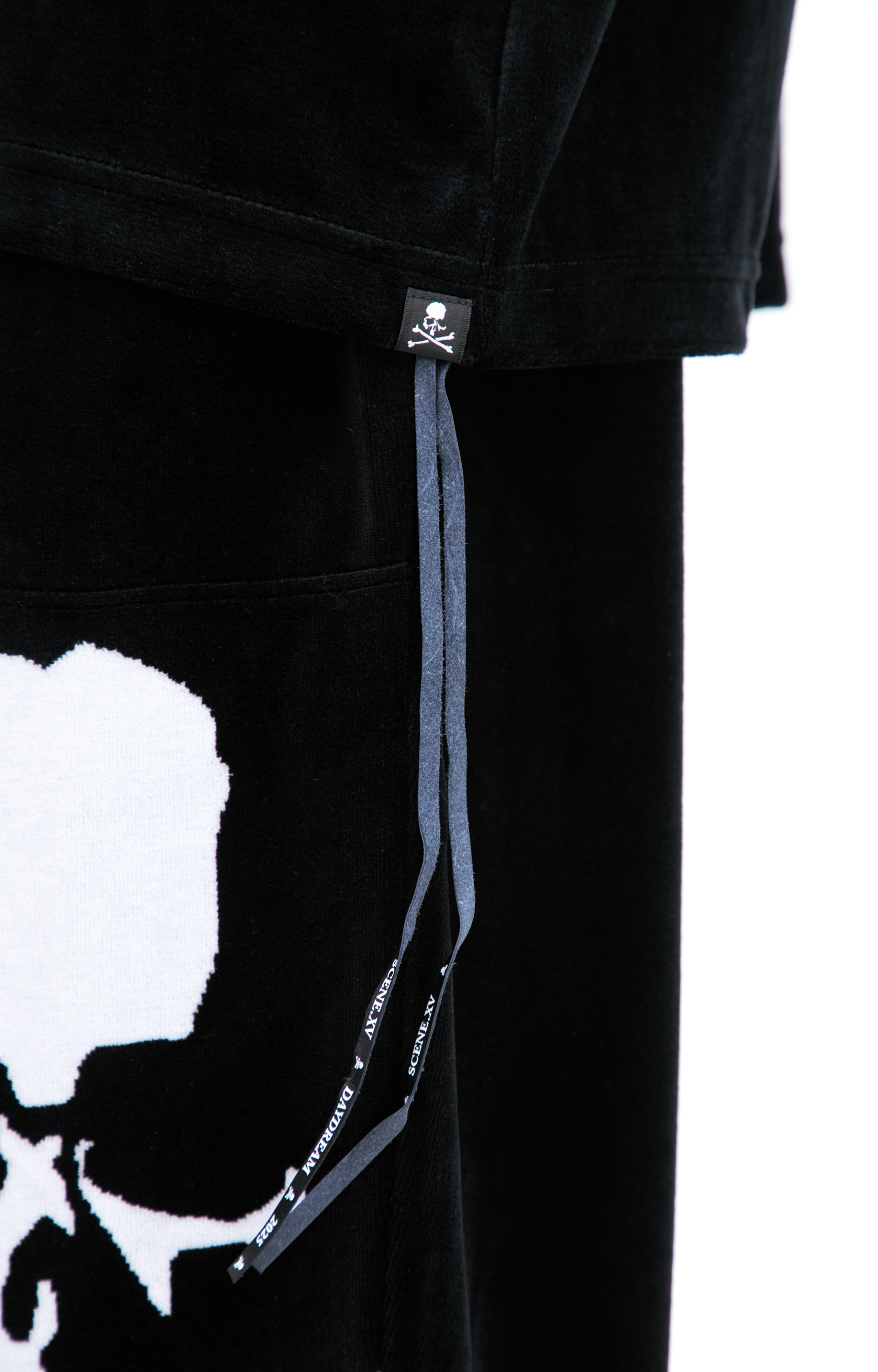 Mastermind WORLD Велюровая футболка с логотипом