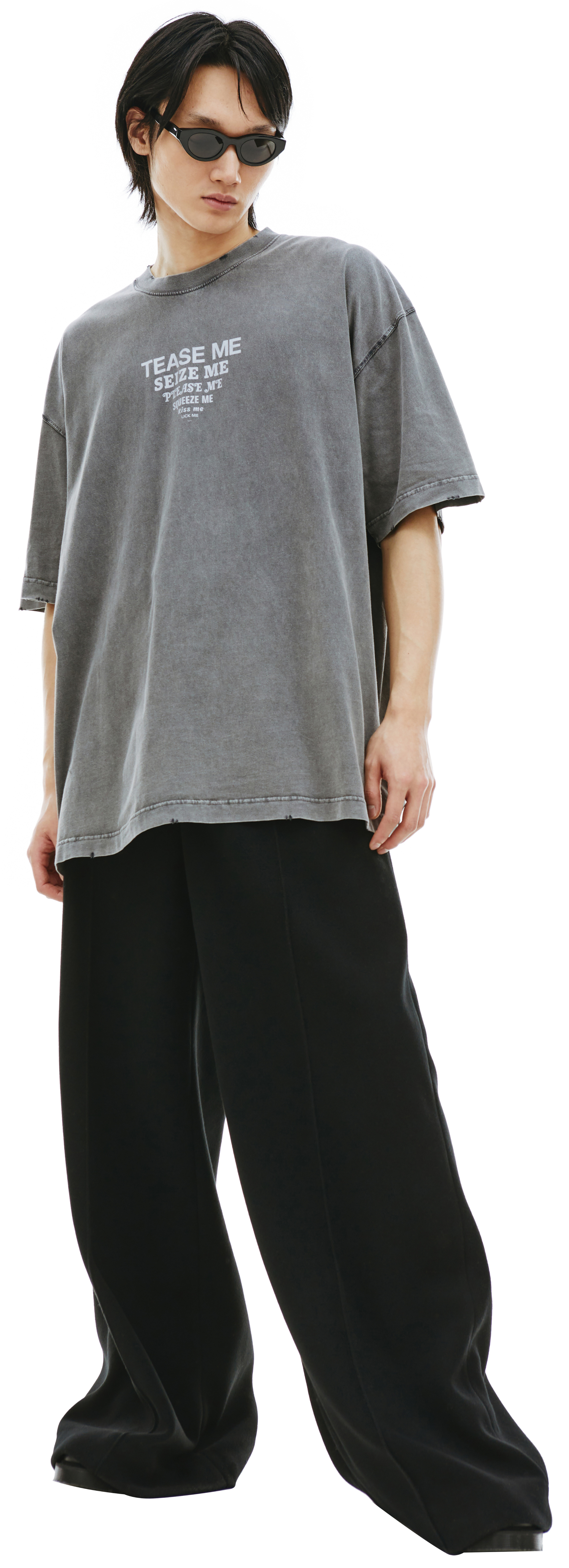 VETEMENTS Оверсайз футболка \'Tease me\'