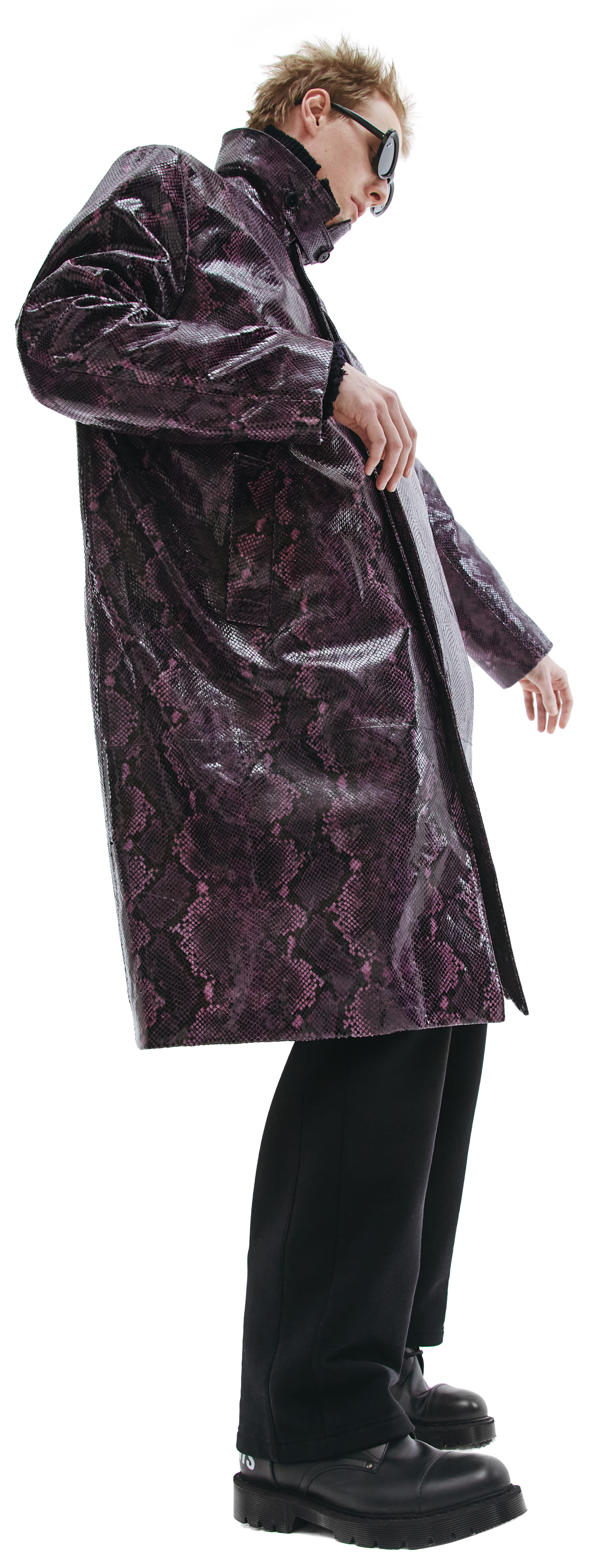 VETEMENTS Фиолетовое пальто из кожи питона