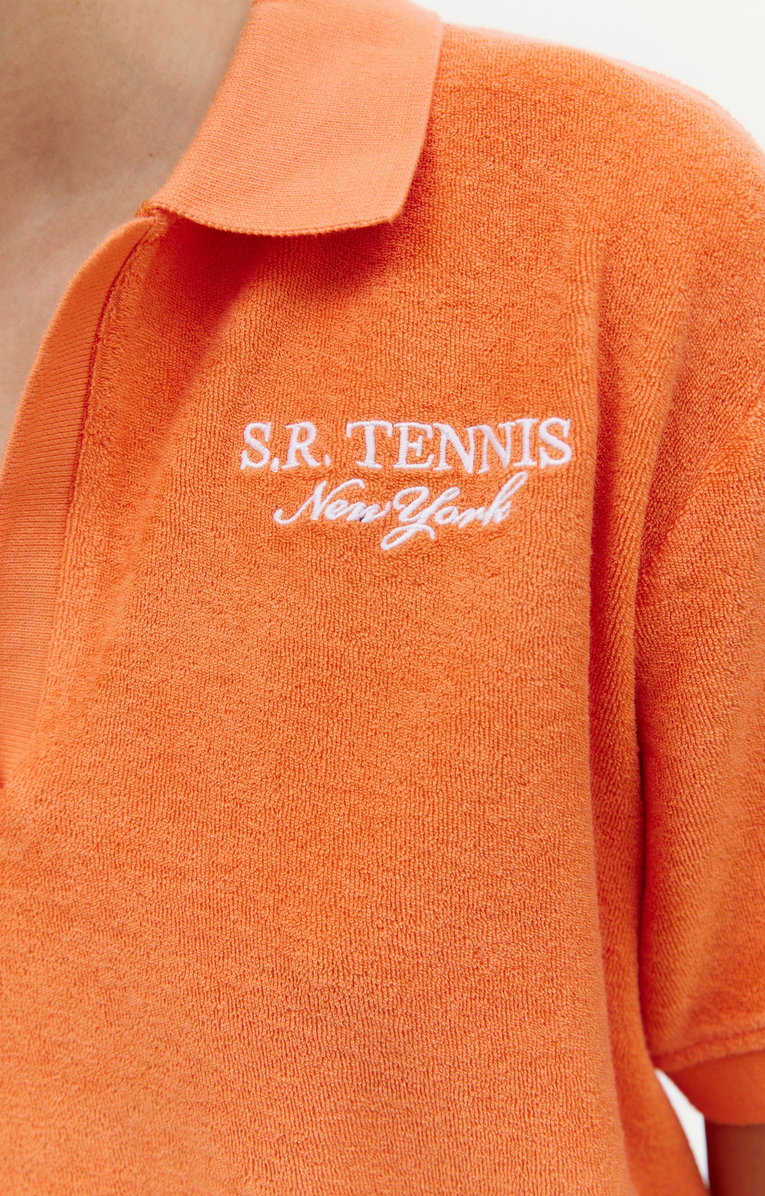 SPORTY & RICH Оранжевое поло с вышивкой SR Tennis