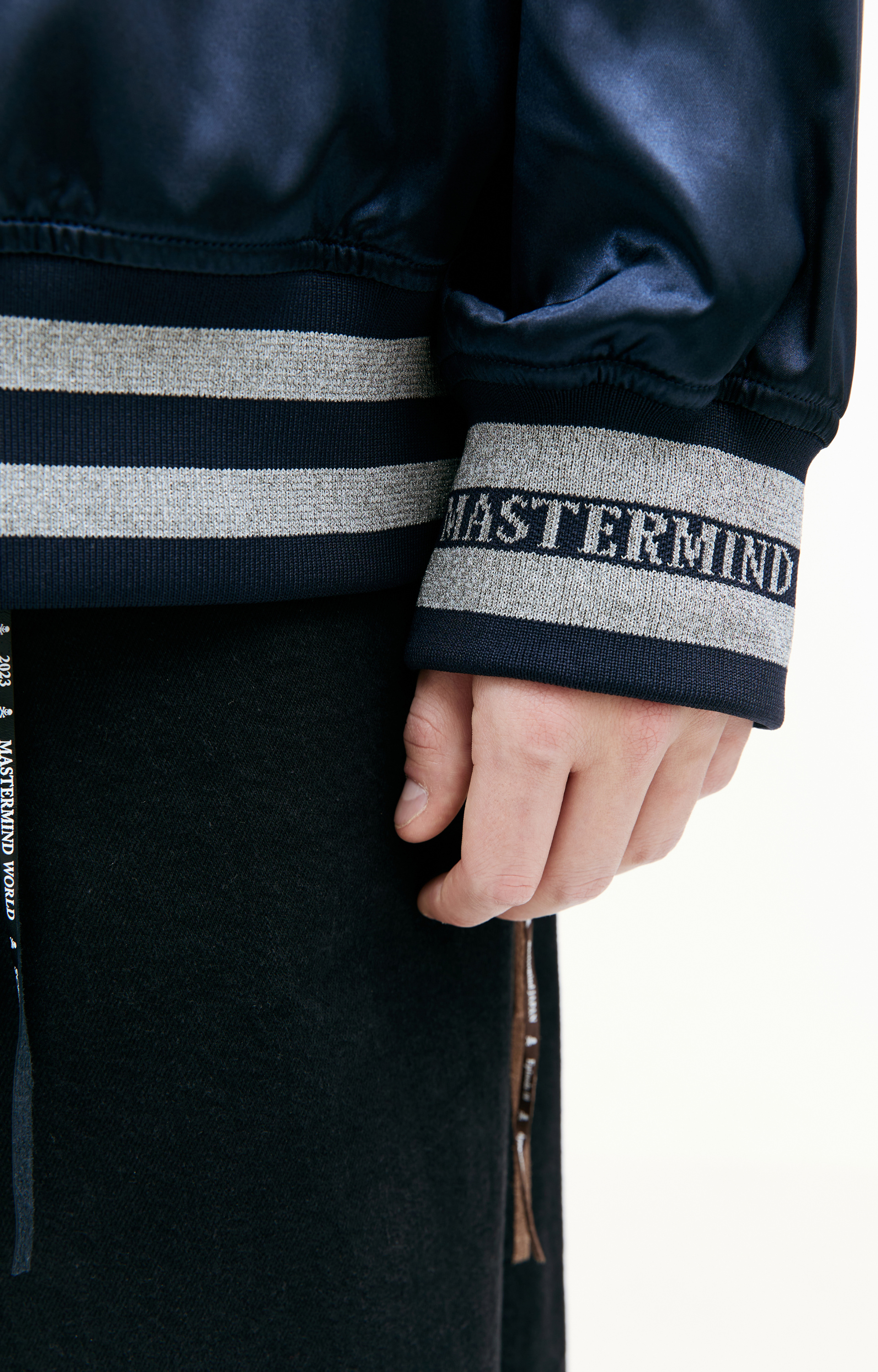 Mastermind WORLD Бомбер с вышивкой логотипа