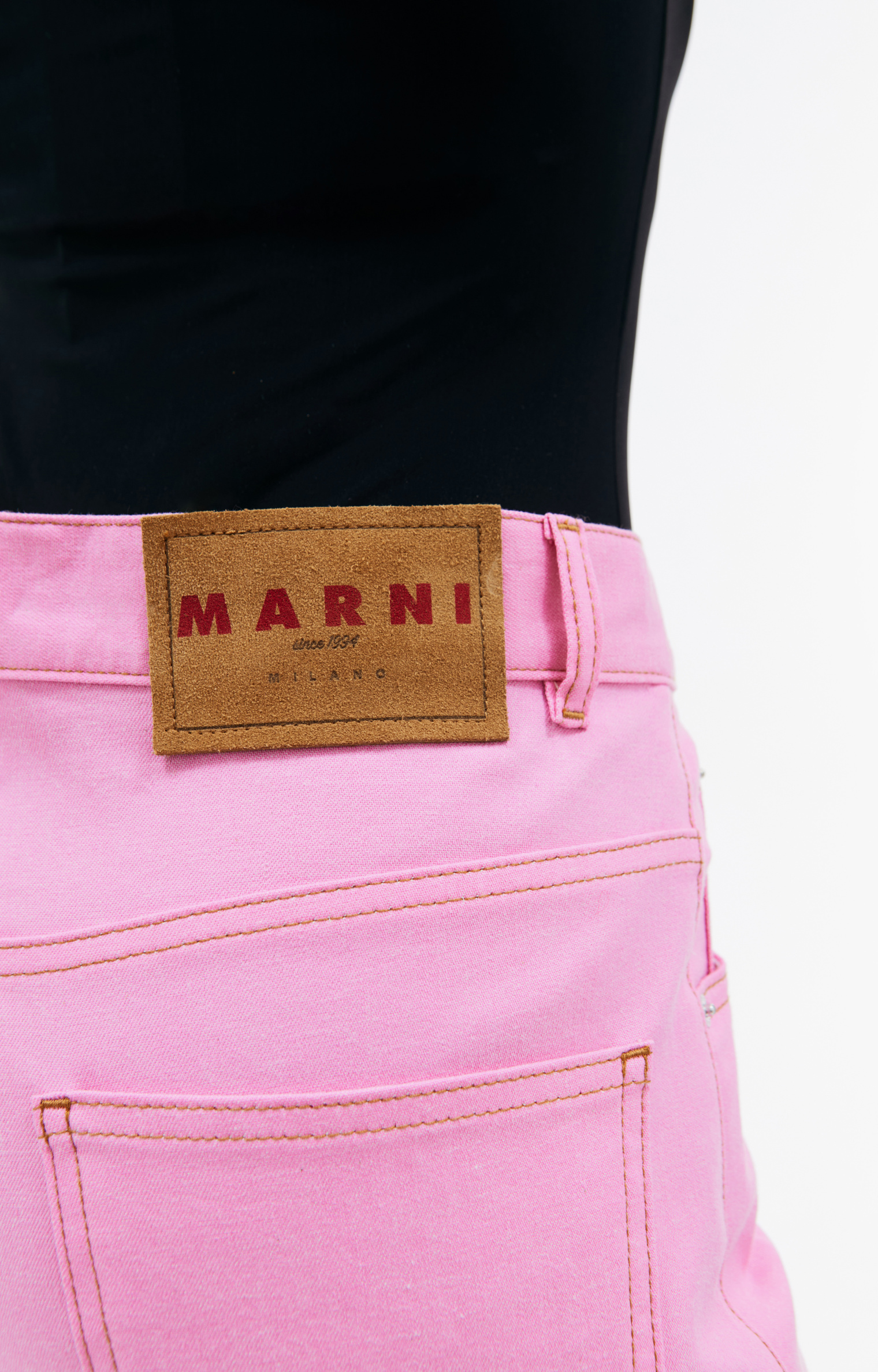 Marni Расклешенные джинсы с вышитым логотипом