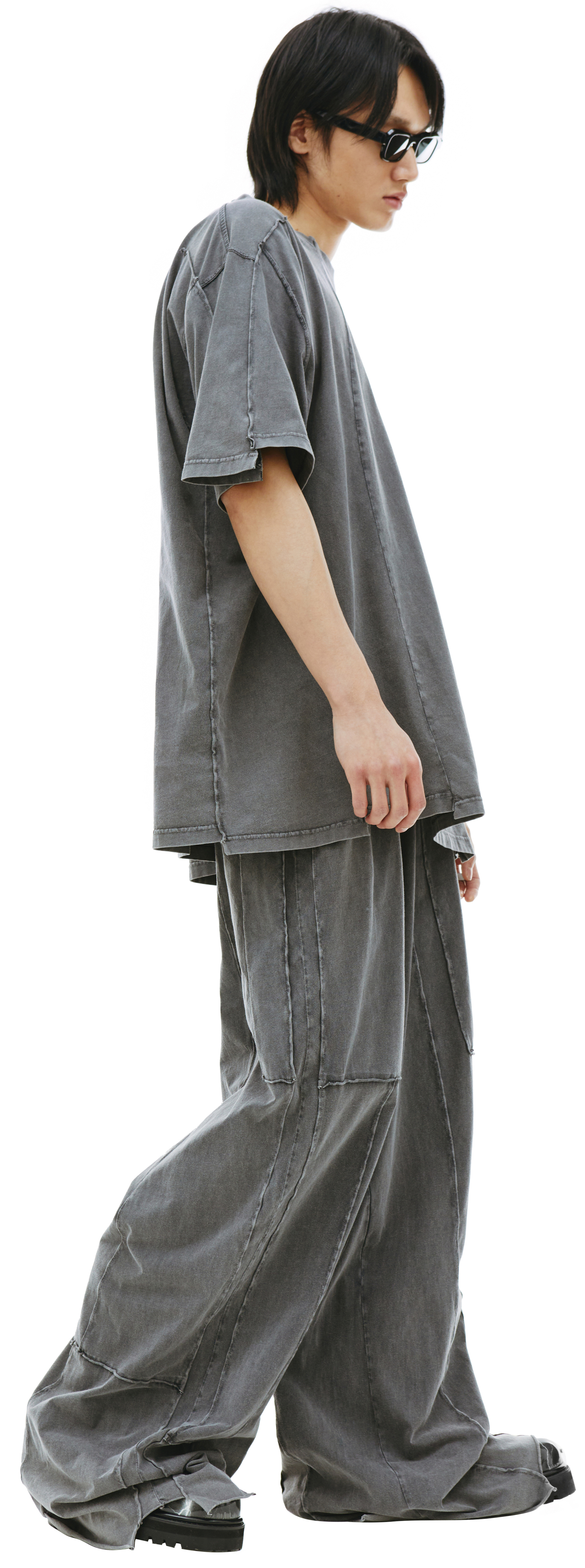 VETEMENTS Оверсайз футболка с выстиранным эффектом