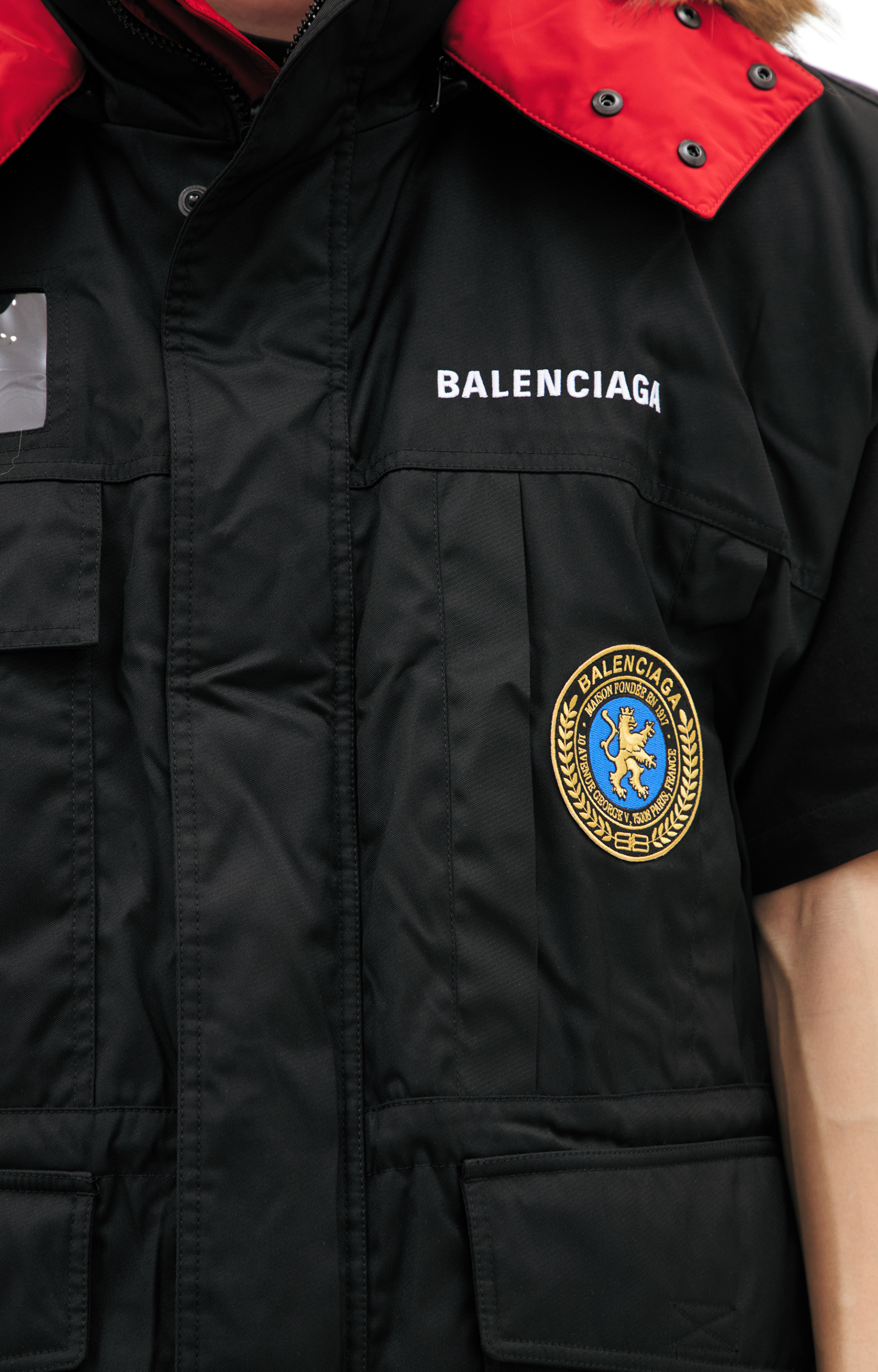 Balenciaga Двусторонний жилет с капюшоном