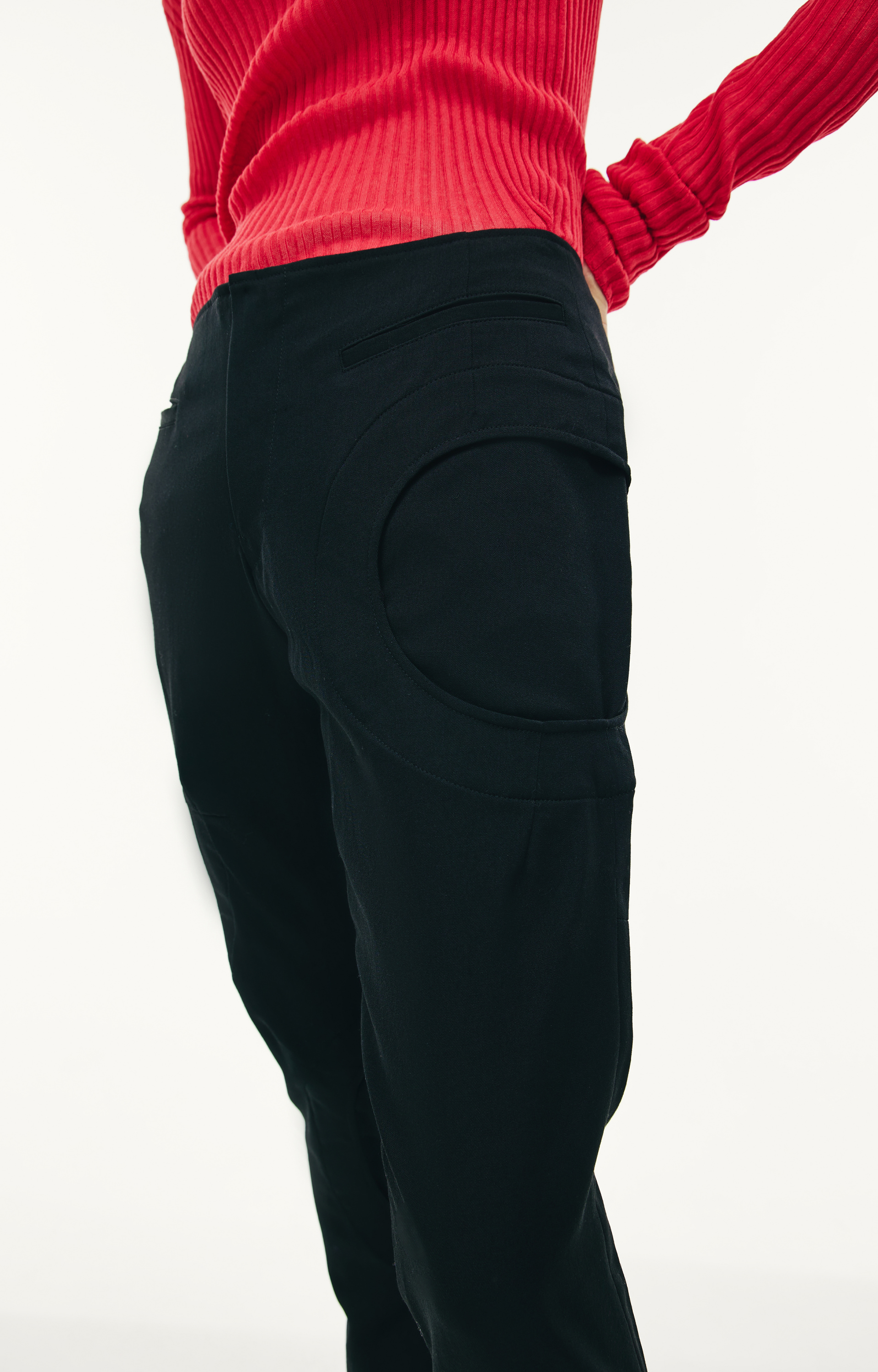 Yohji Yamamoto Шерстяные брюки с овальными вырезами