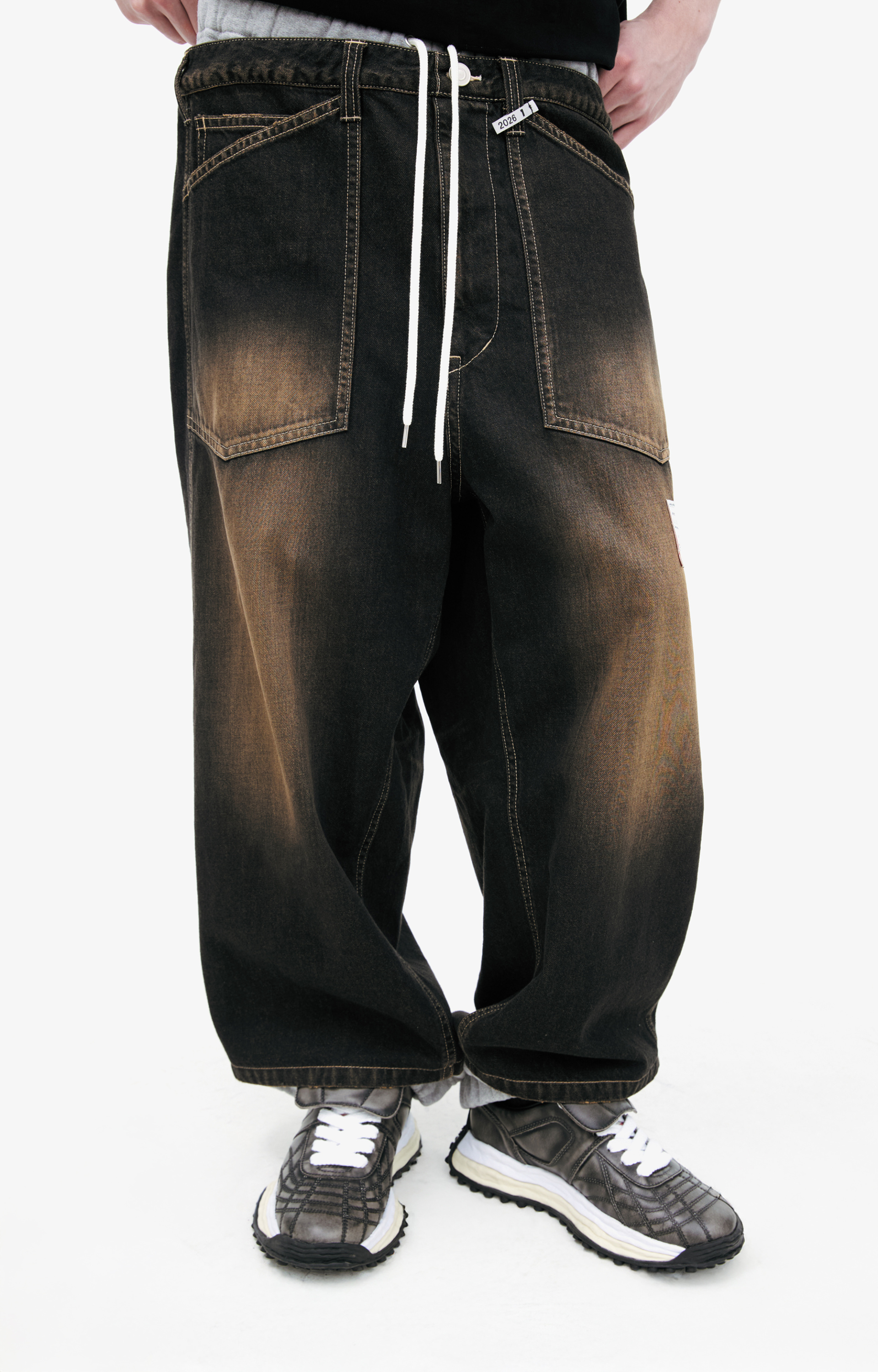 Maison Mihara Yasuhiro Джинсы с накладными карманами