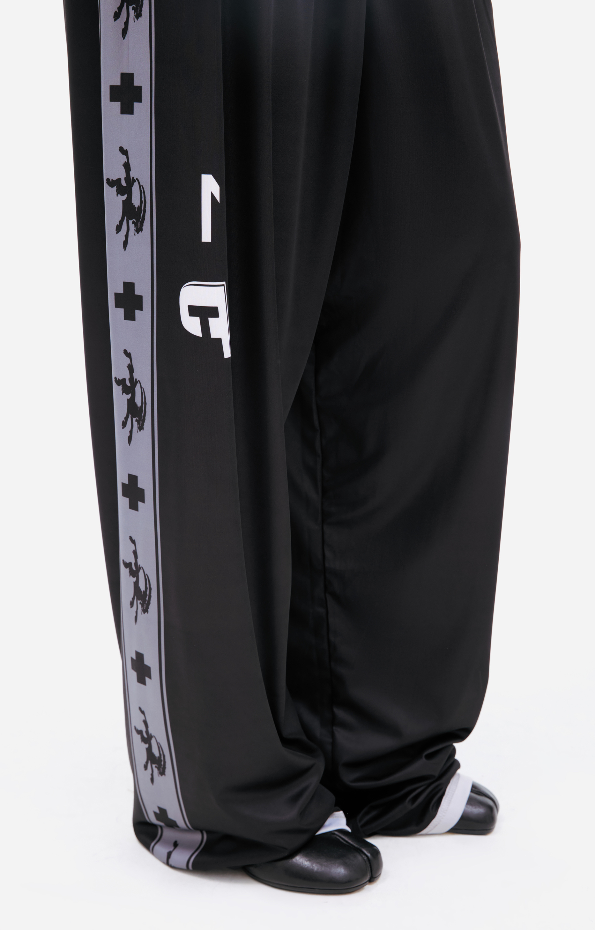 PROTOTYPES Двусторонние брюки