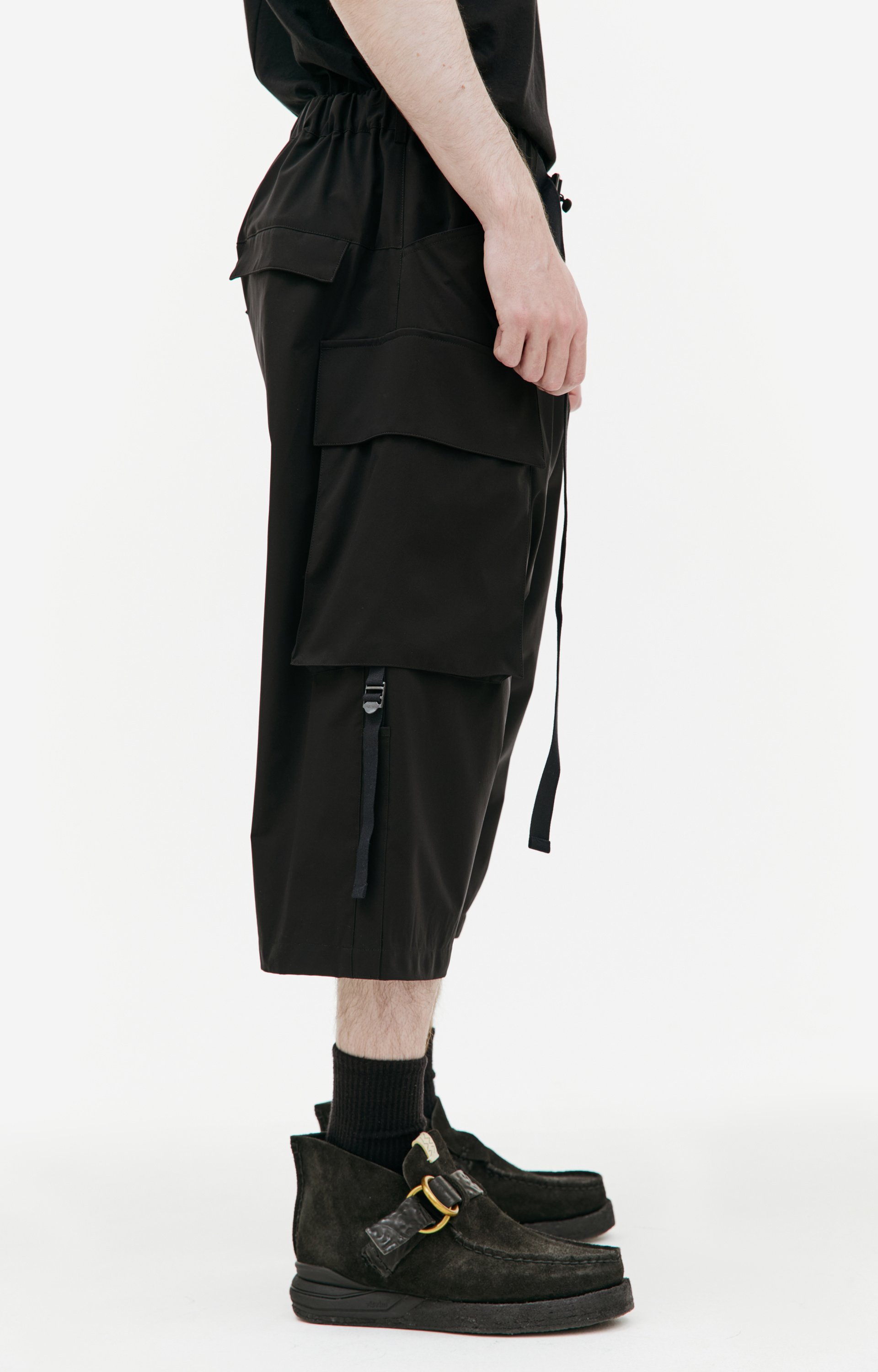 The Viridi-Anne Черные шорты-карго