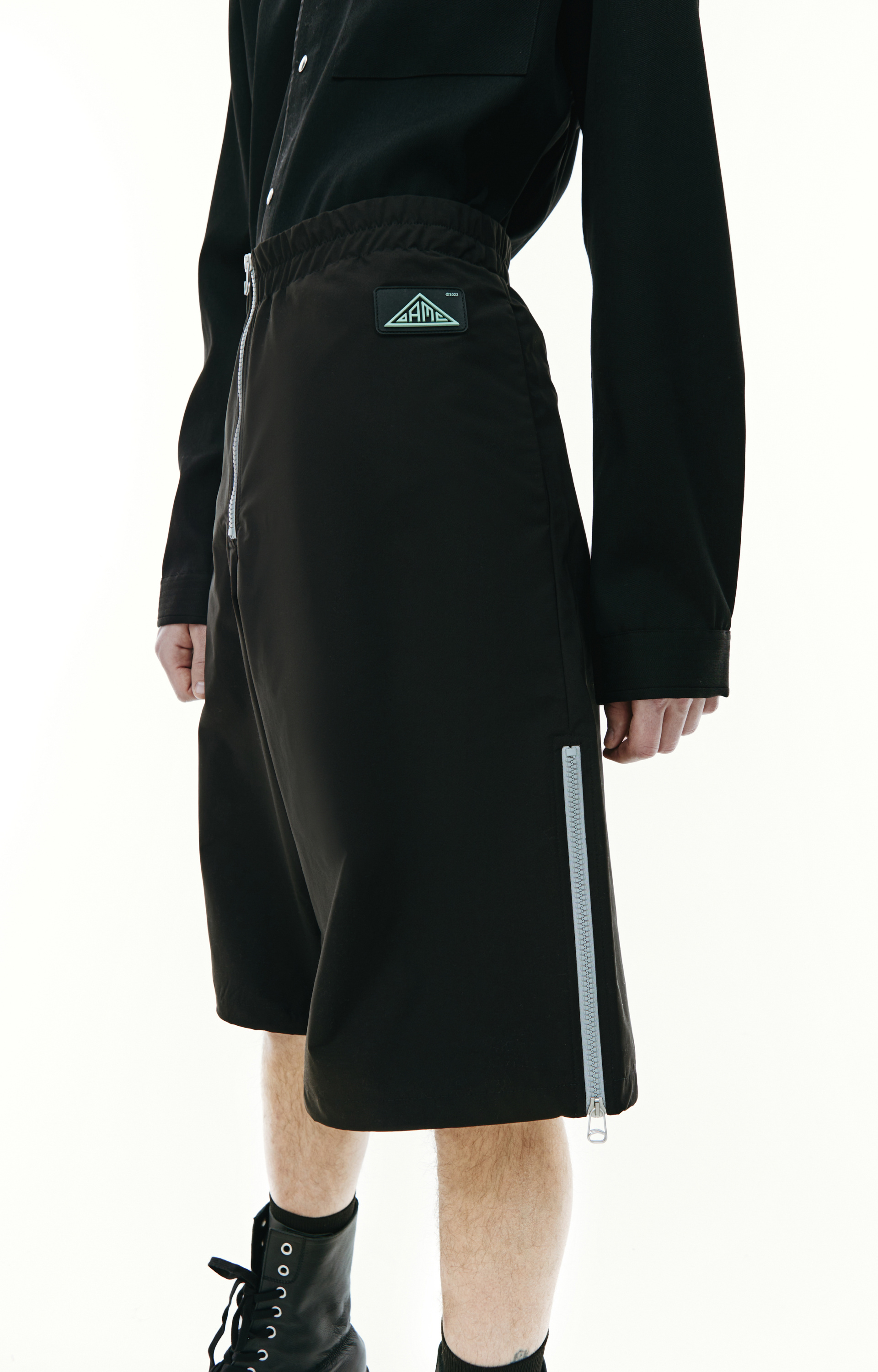 OAMC Шорты BIV с патчем