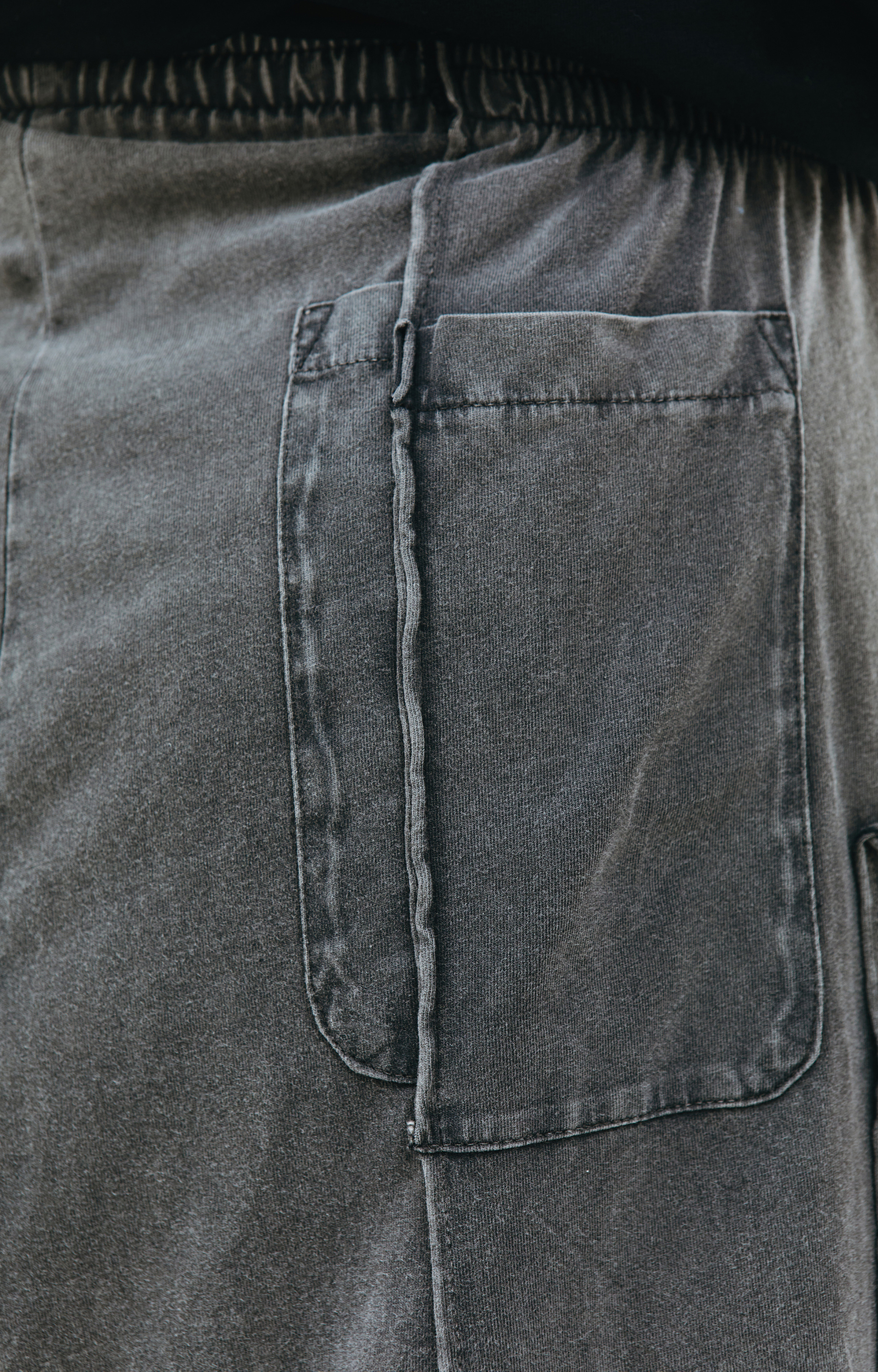 VETEMENTS Широкие брюки с выстиранным эффектом