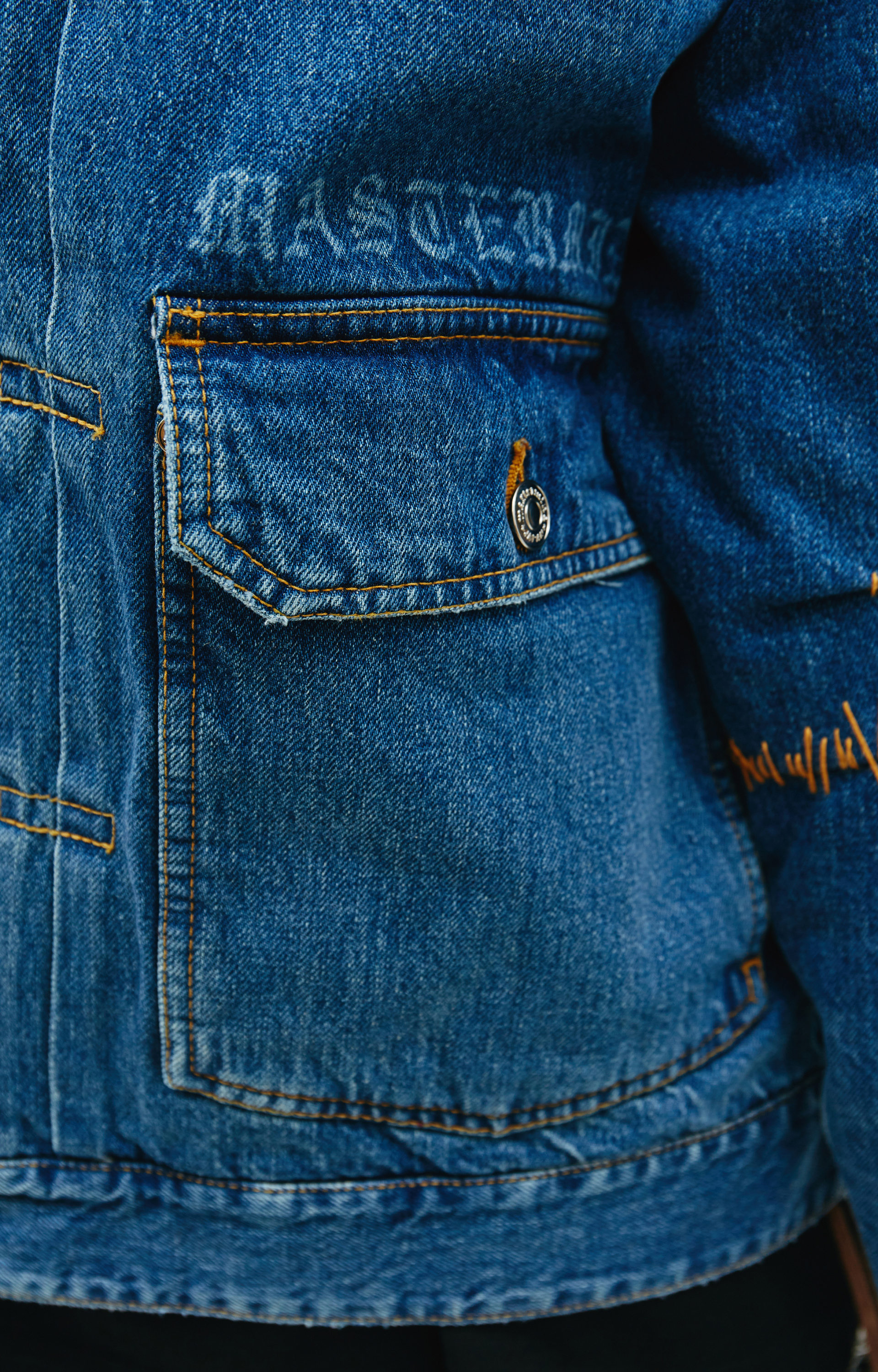 Mastermind WORLD Джинсовая куртка с накладными карманами