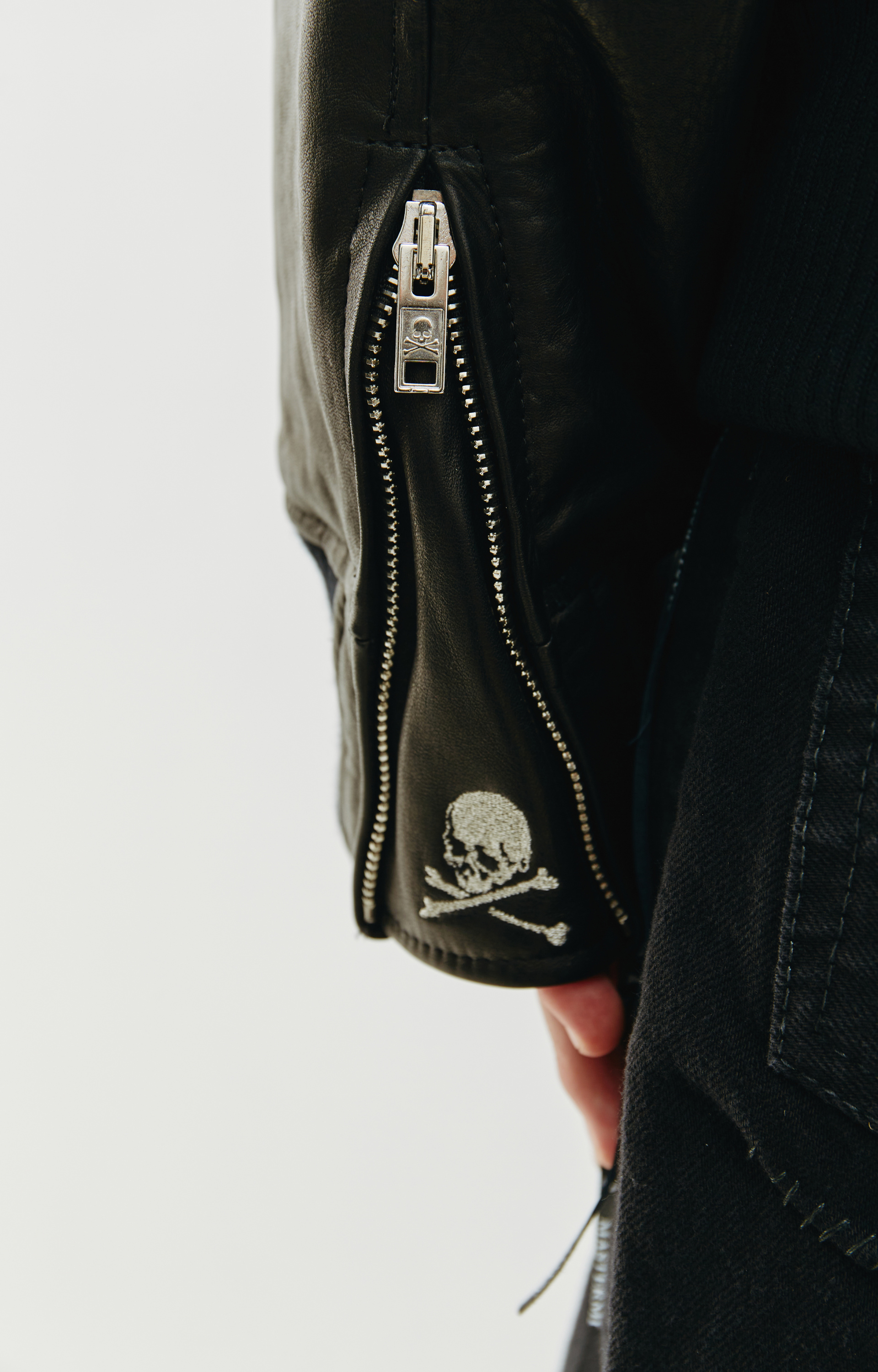 Mastermind WORLD Кожаная куртка с накладными карманами