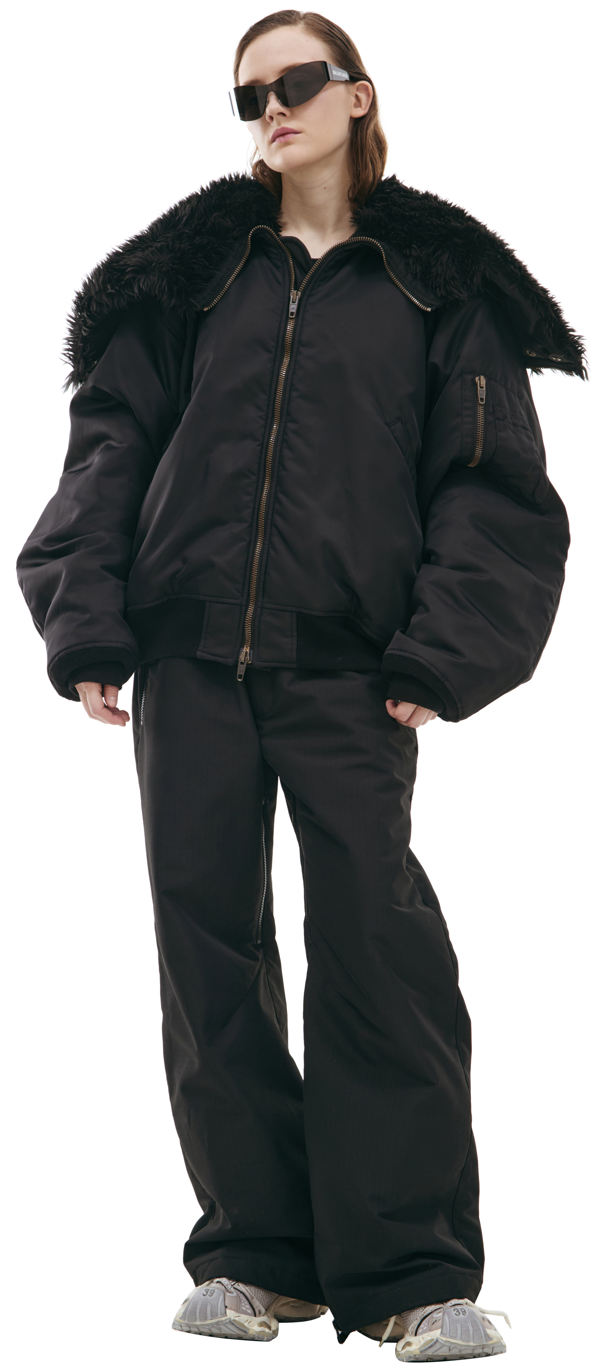 Balenciaga Бомбер с меховым воротом